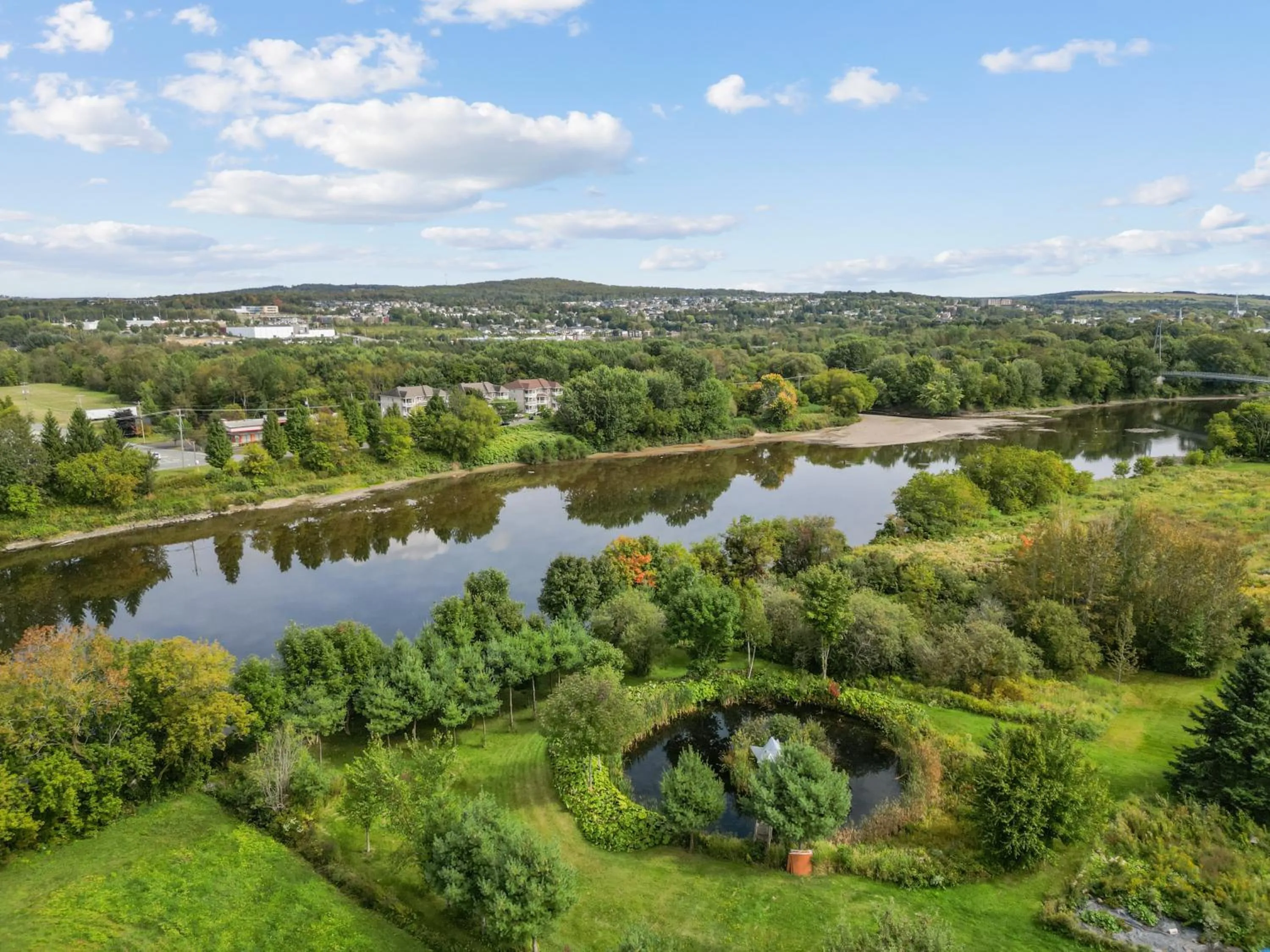 Hébergement "La Maison en Bois Rond"