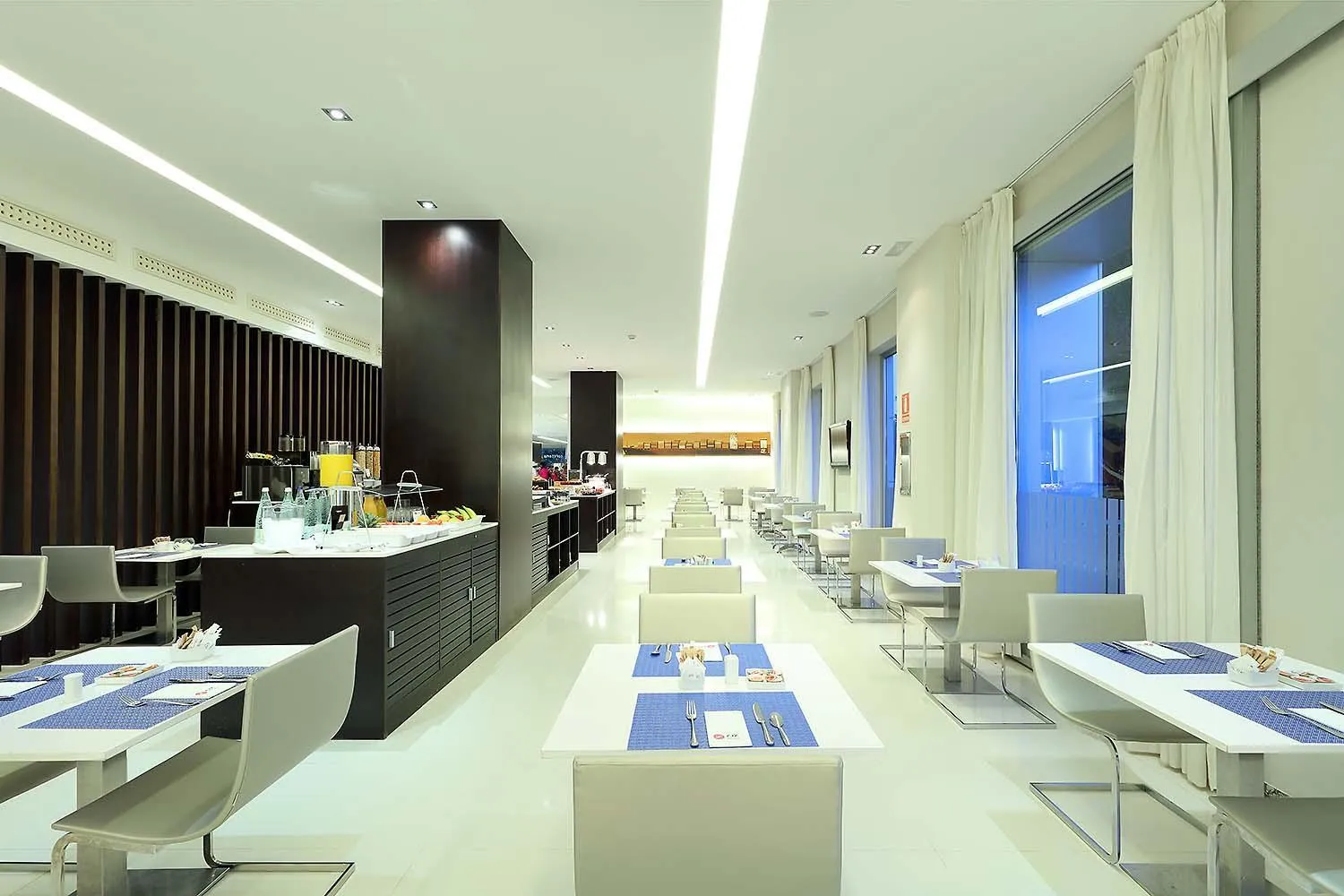 Food and drinks in Exe Puerto de Sagunto