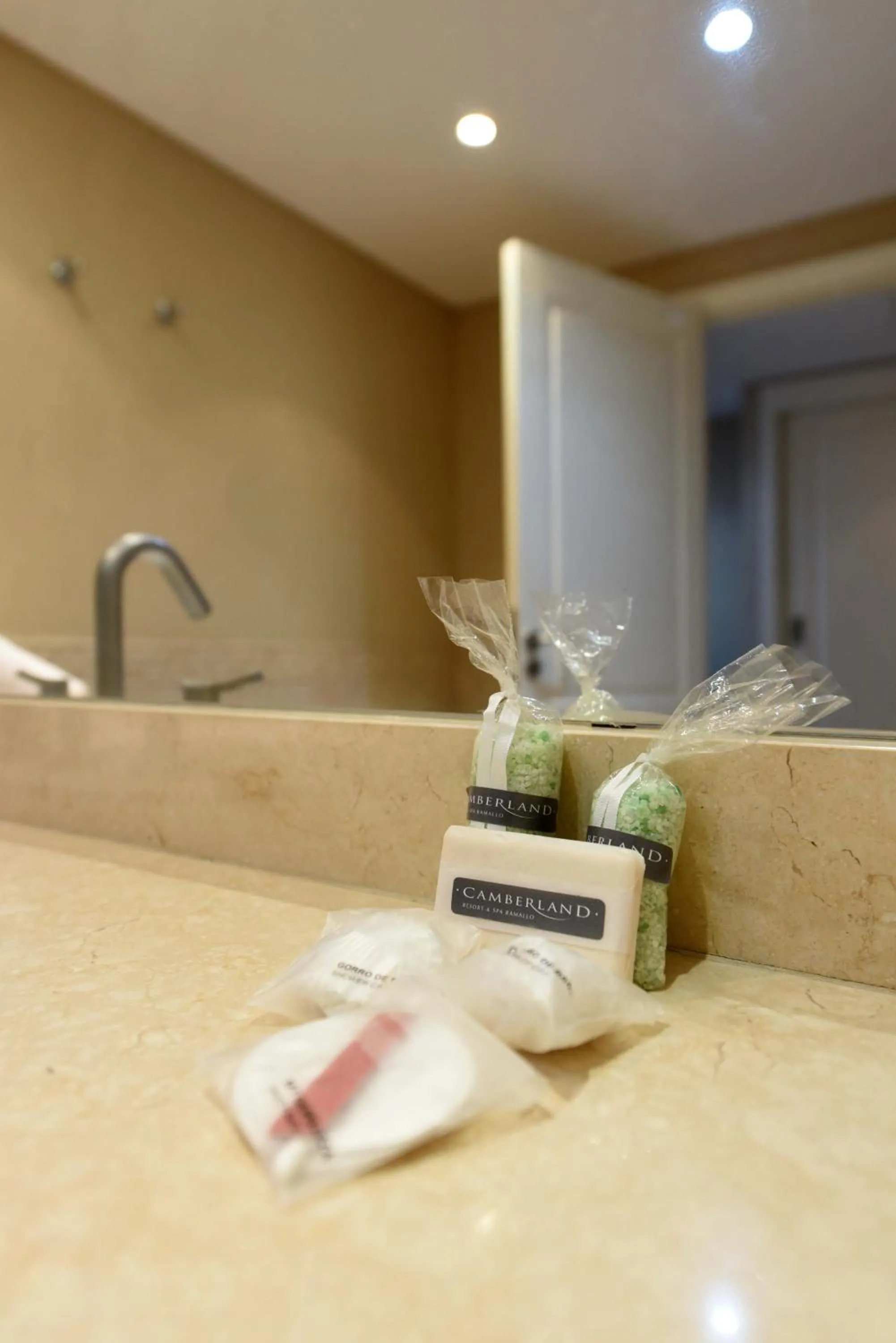 Bathroom in Camberland Resort & Spa Ramallo