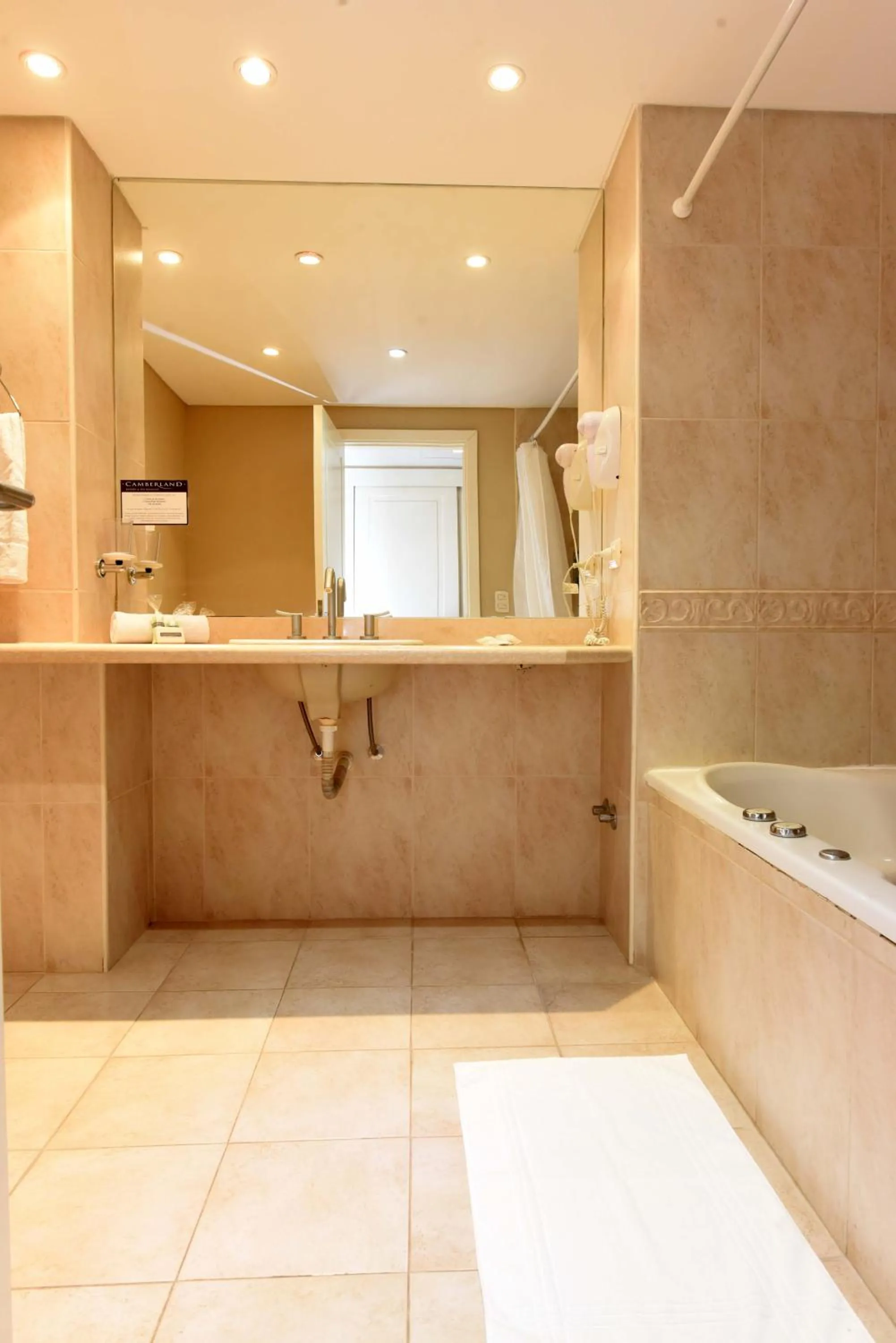 Bathroom in Camberland Resort & Spa Ramallo