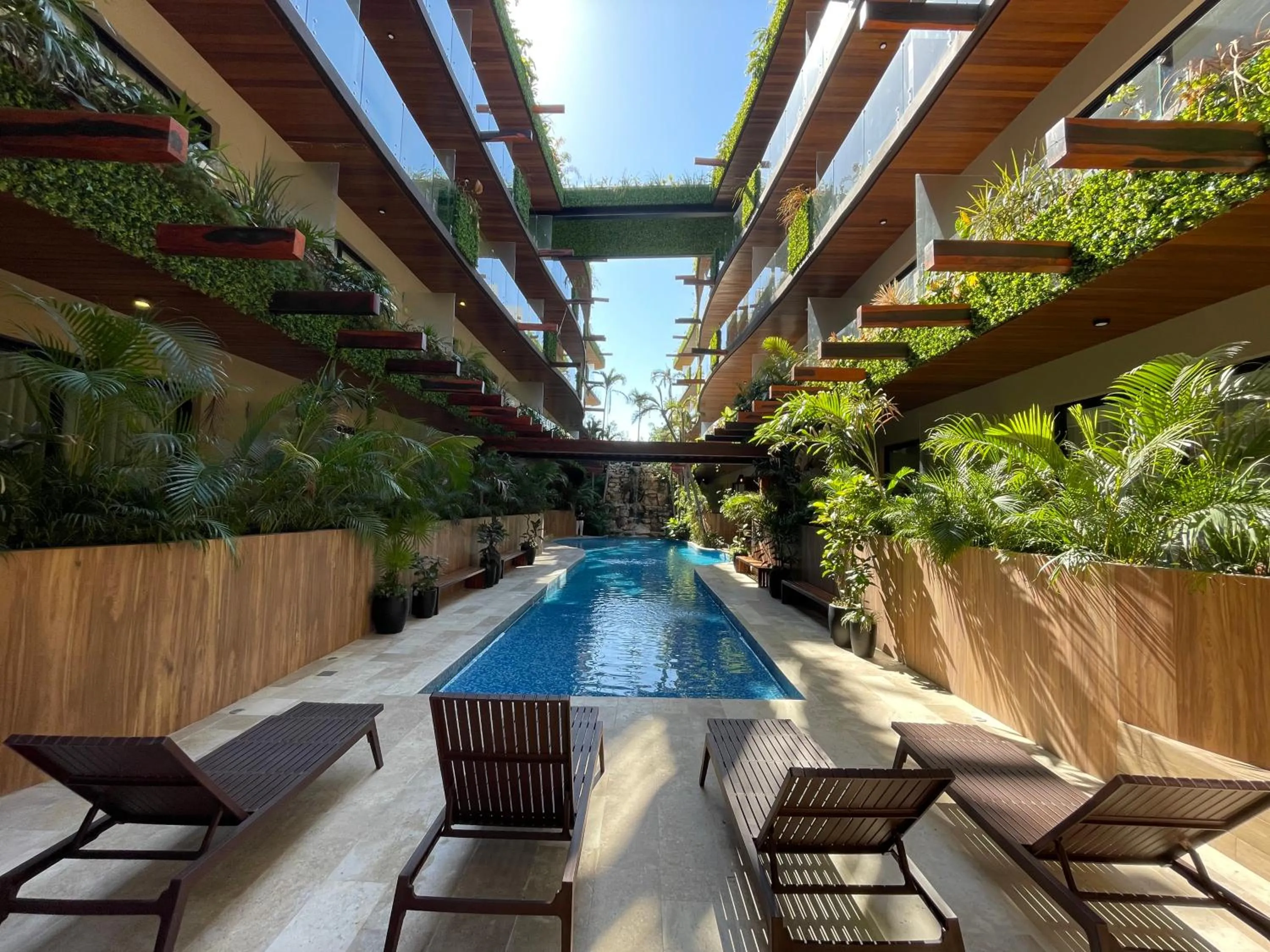 Day in Luxurious Studio in Menesse Tulum Pool Gym Cinema By Yeah