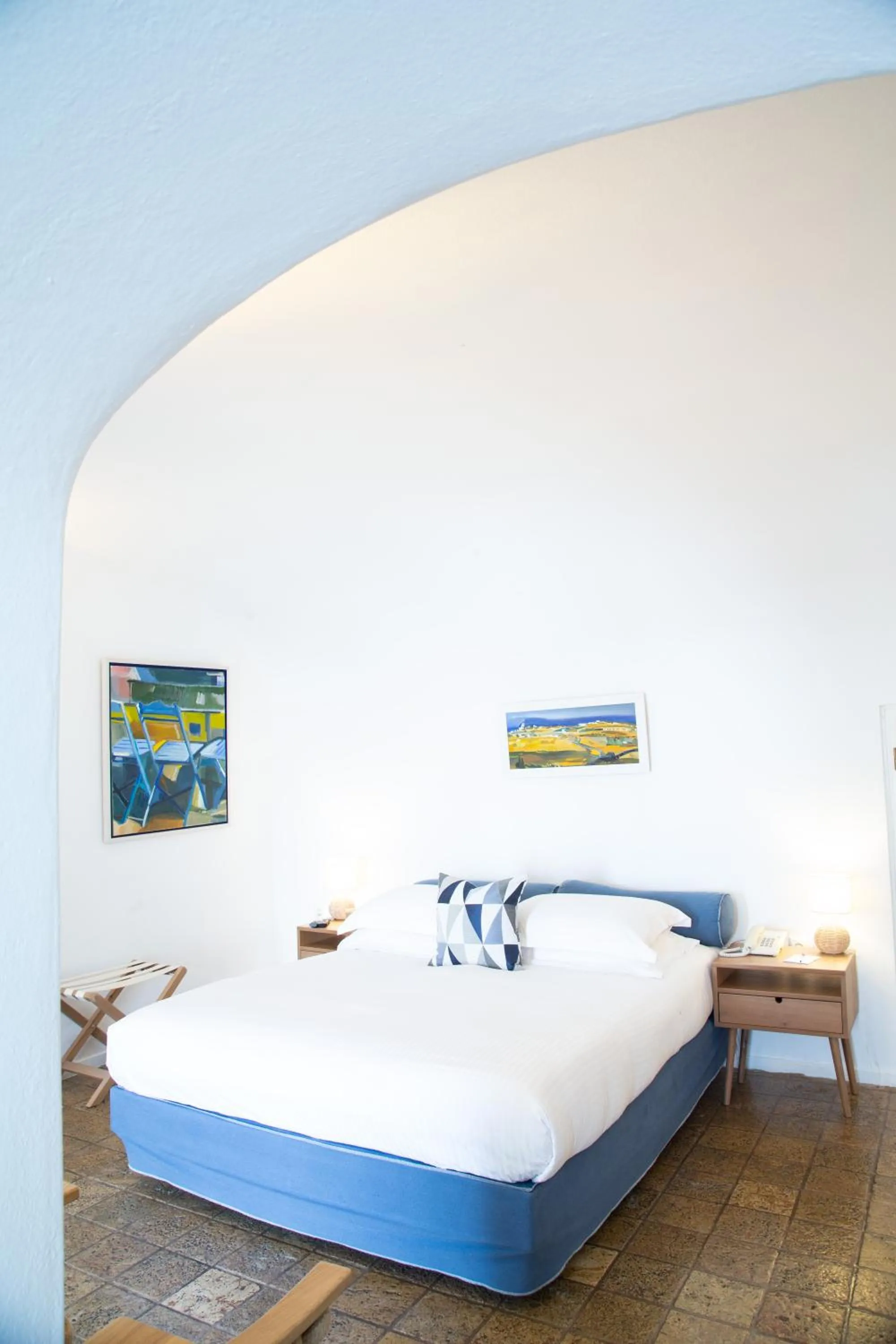 Photo of the whole room, Bed in Pantelia Suites