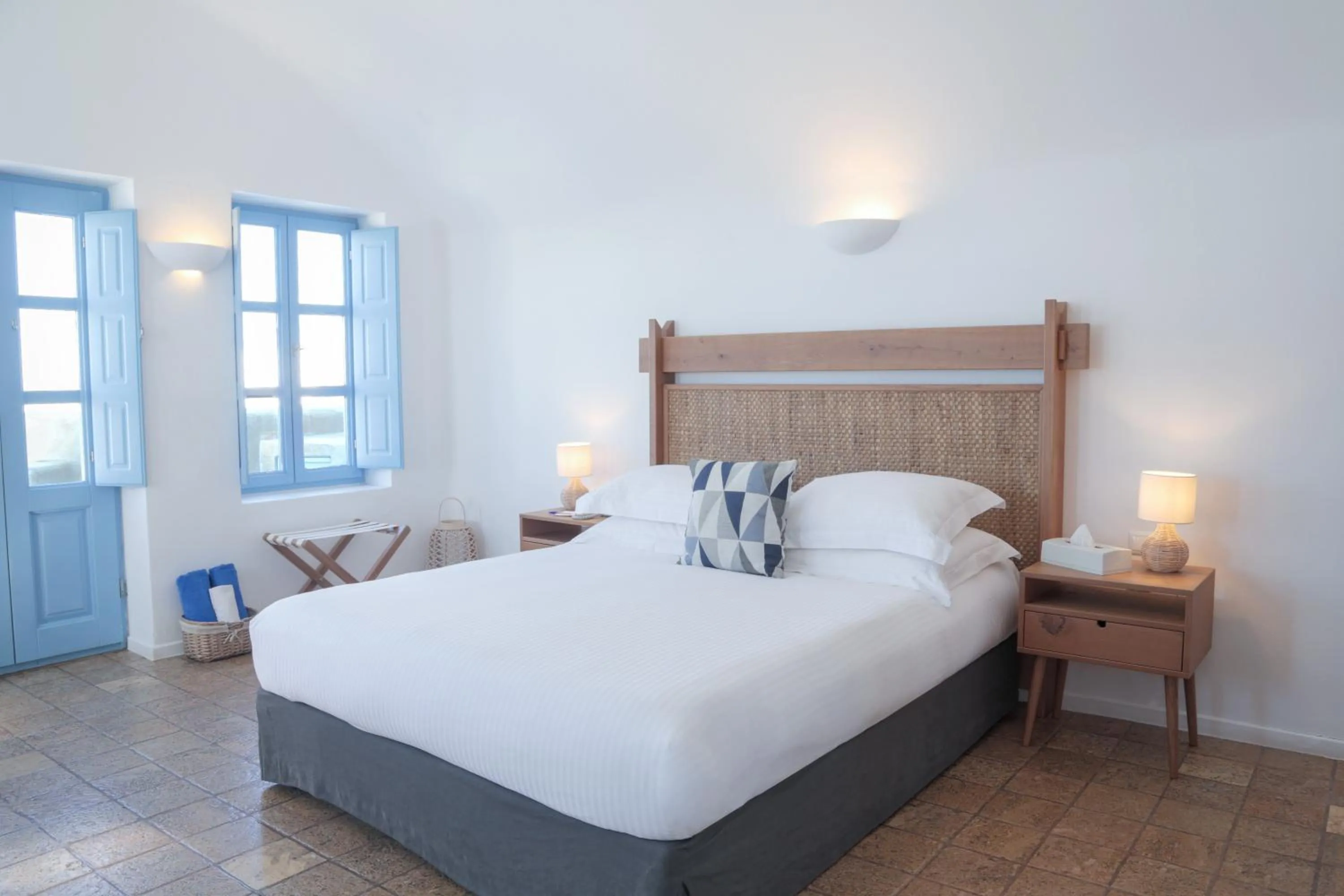 Bedroom, Bed in Pantelia Suites