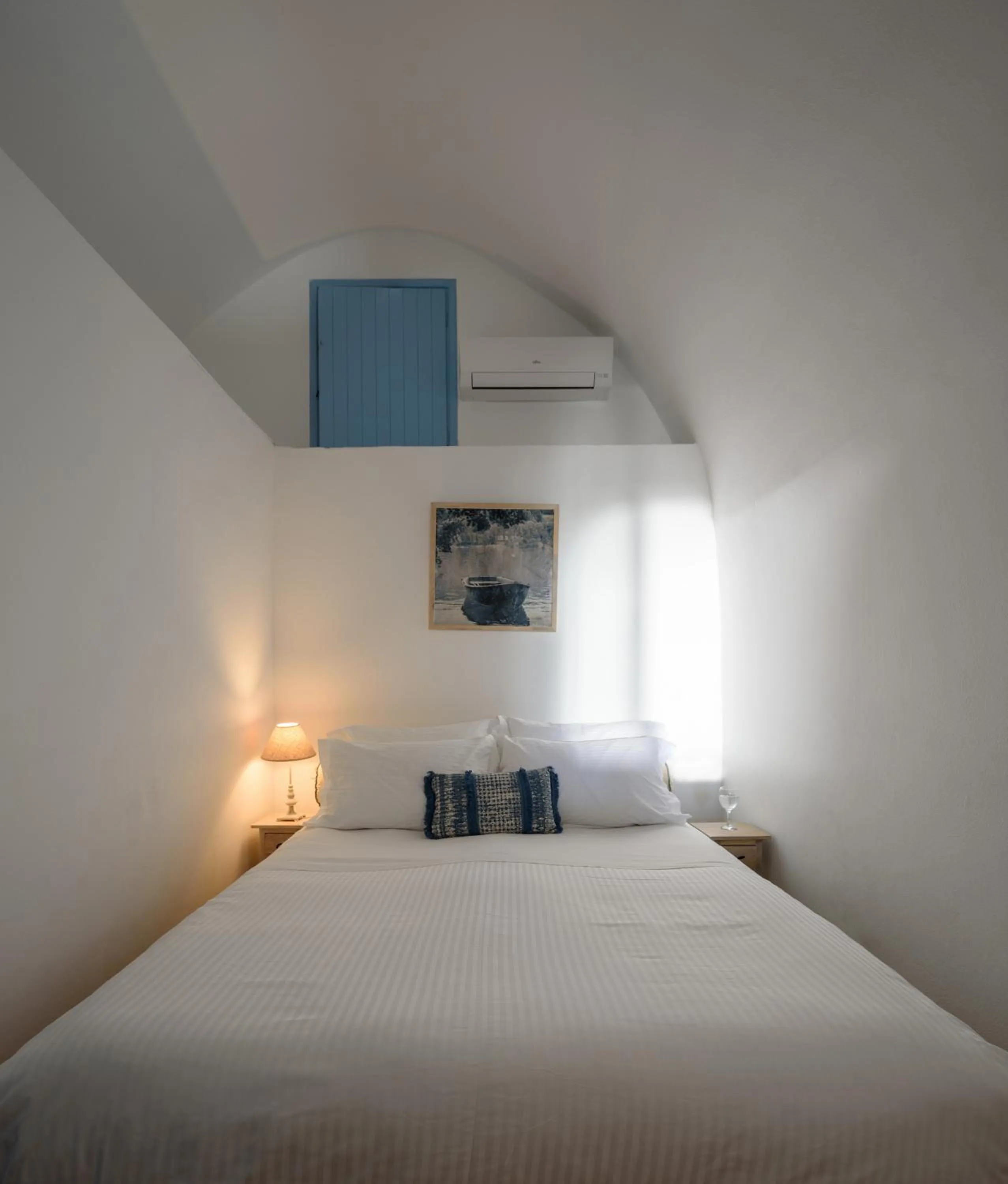 Bedroom, Bed in Pantelia Suites