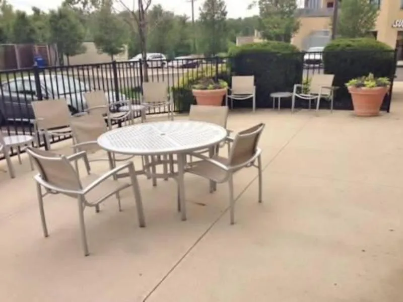 Patio in King's Inn Mason,Ohio