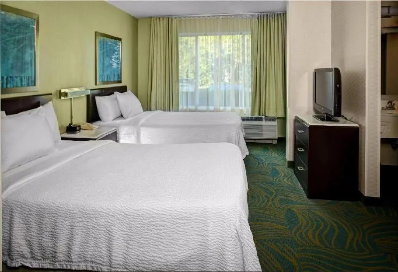 Bed in King's Inn Mason,Ohio