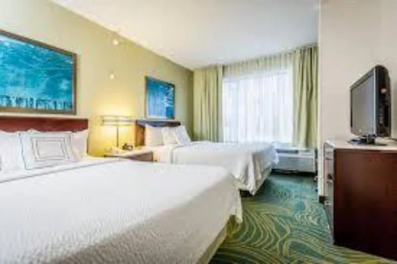 Bed in King's Inn Mason,Ohio