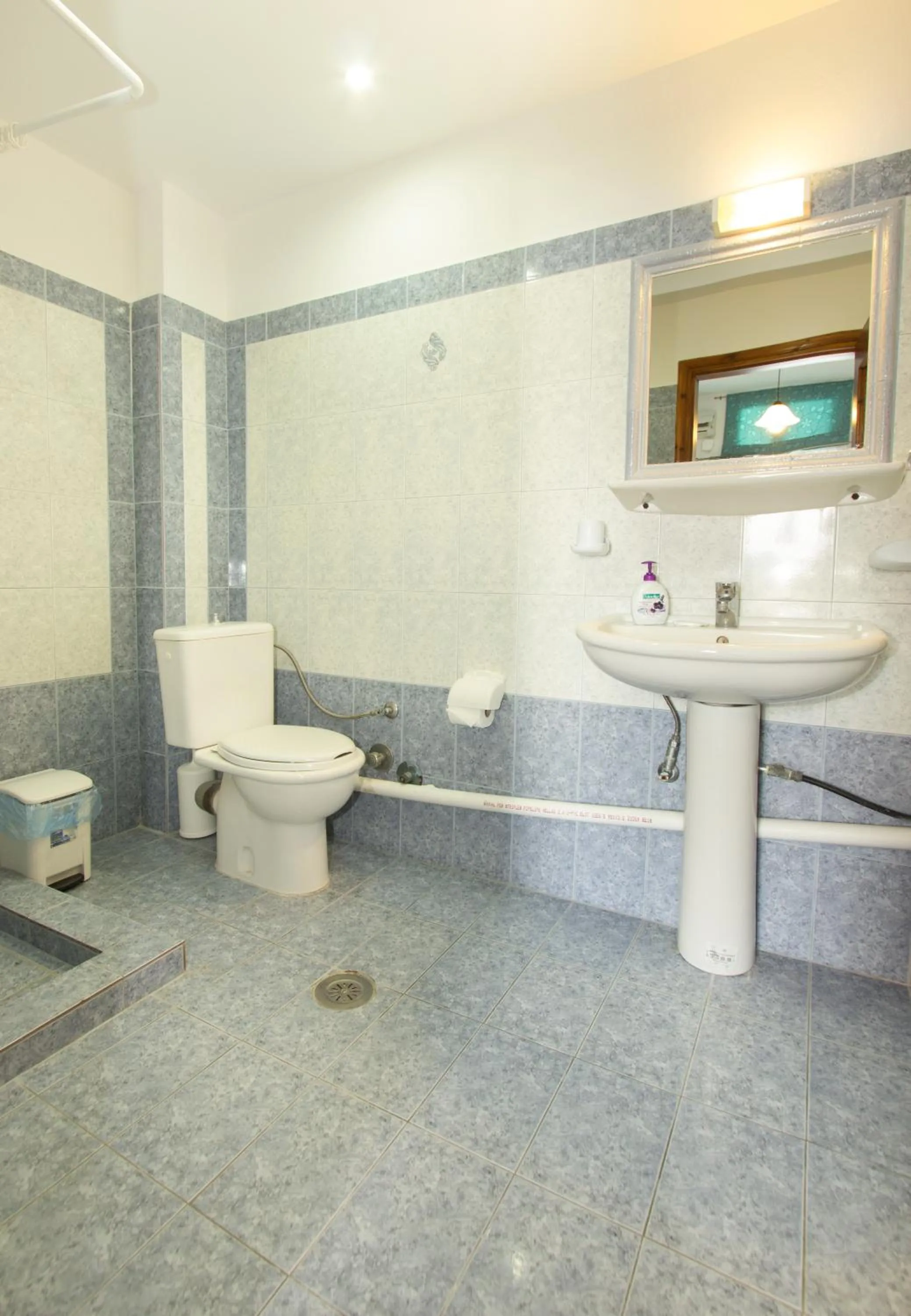 Bathroom in Villa Pelekanos