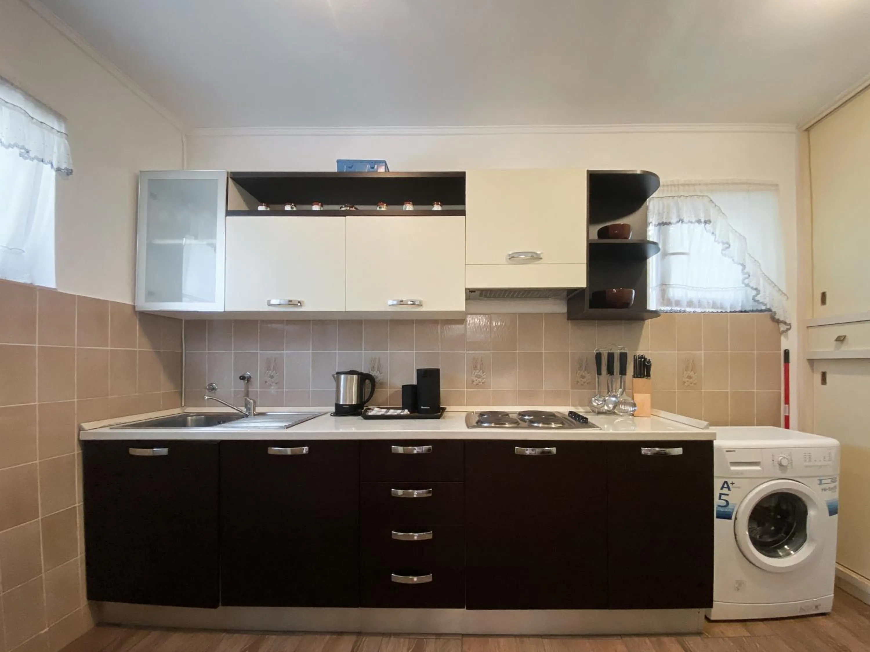 Kitchen or kitchenette in VILLA MARE