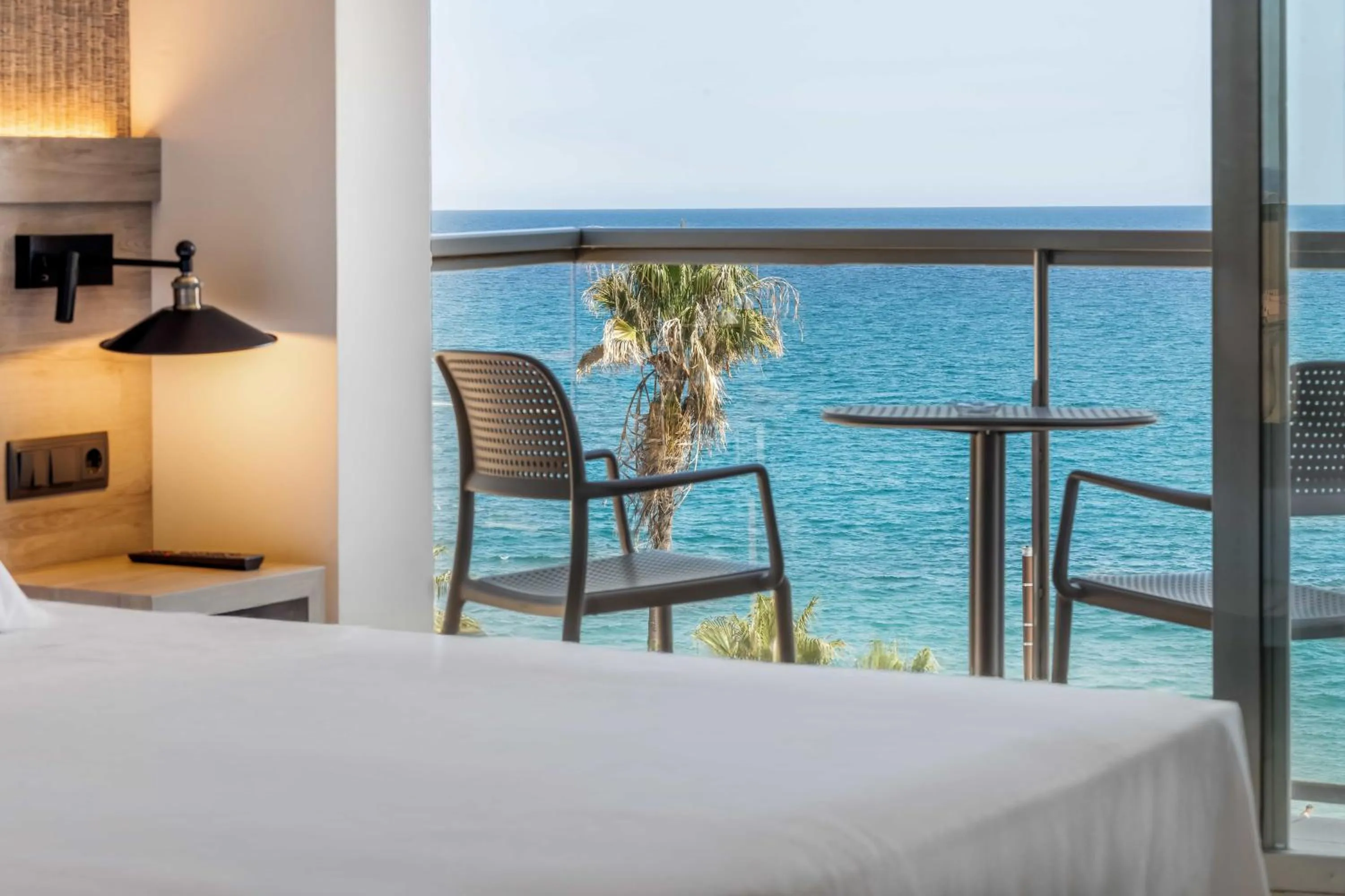 Bed in Hotel Metropol