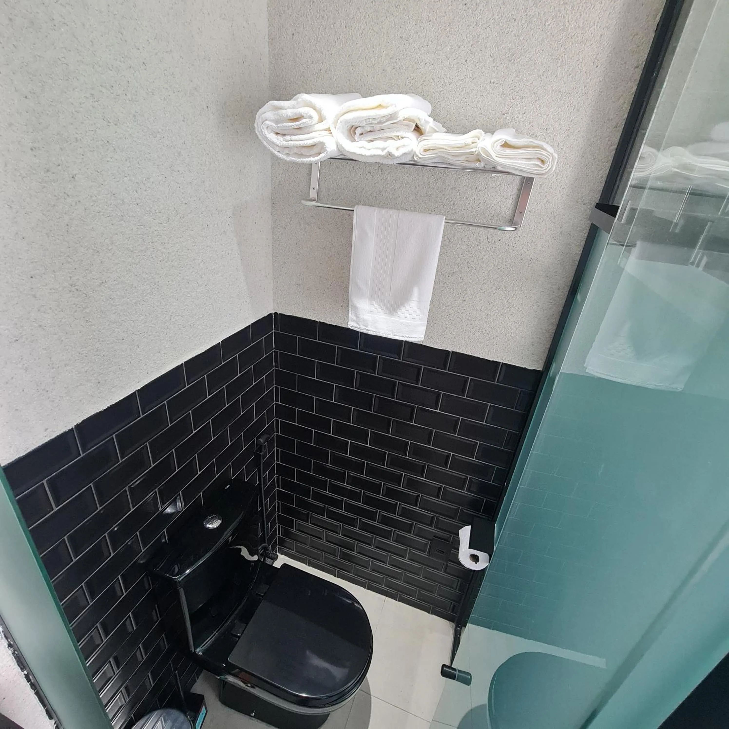 Toilet in Lindo Flat no Jardim Oceania - Get One