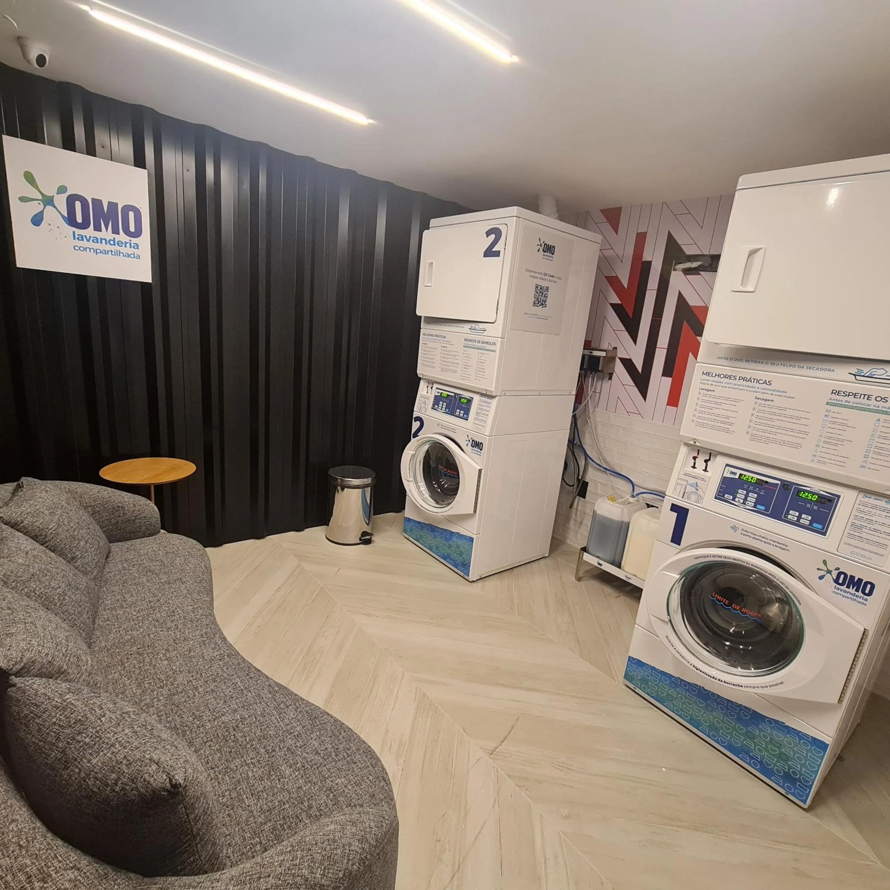 laundry in Lindo Flat no Jardim Oceania - Get One