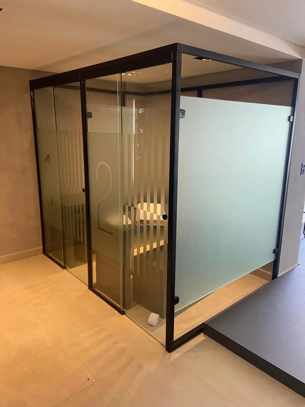 Meeting/conference room in Lindo Flat no Jardim Oceania - Get One