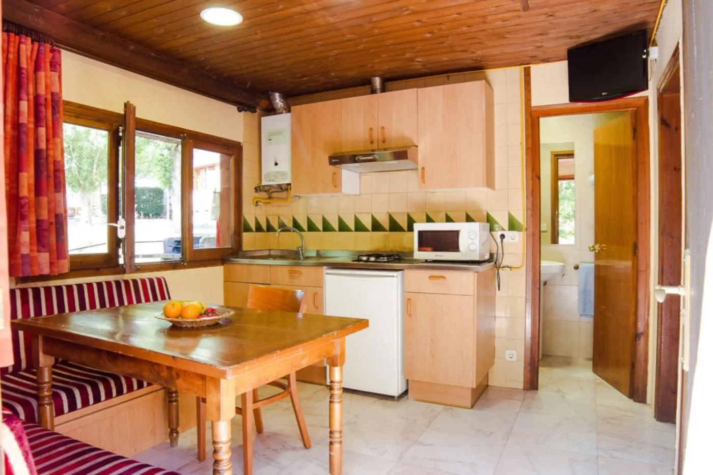 Two-Bedroom Bungalow (2 - 4 Adults) in Cerdanya Viva Ecoestades