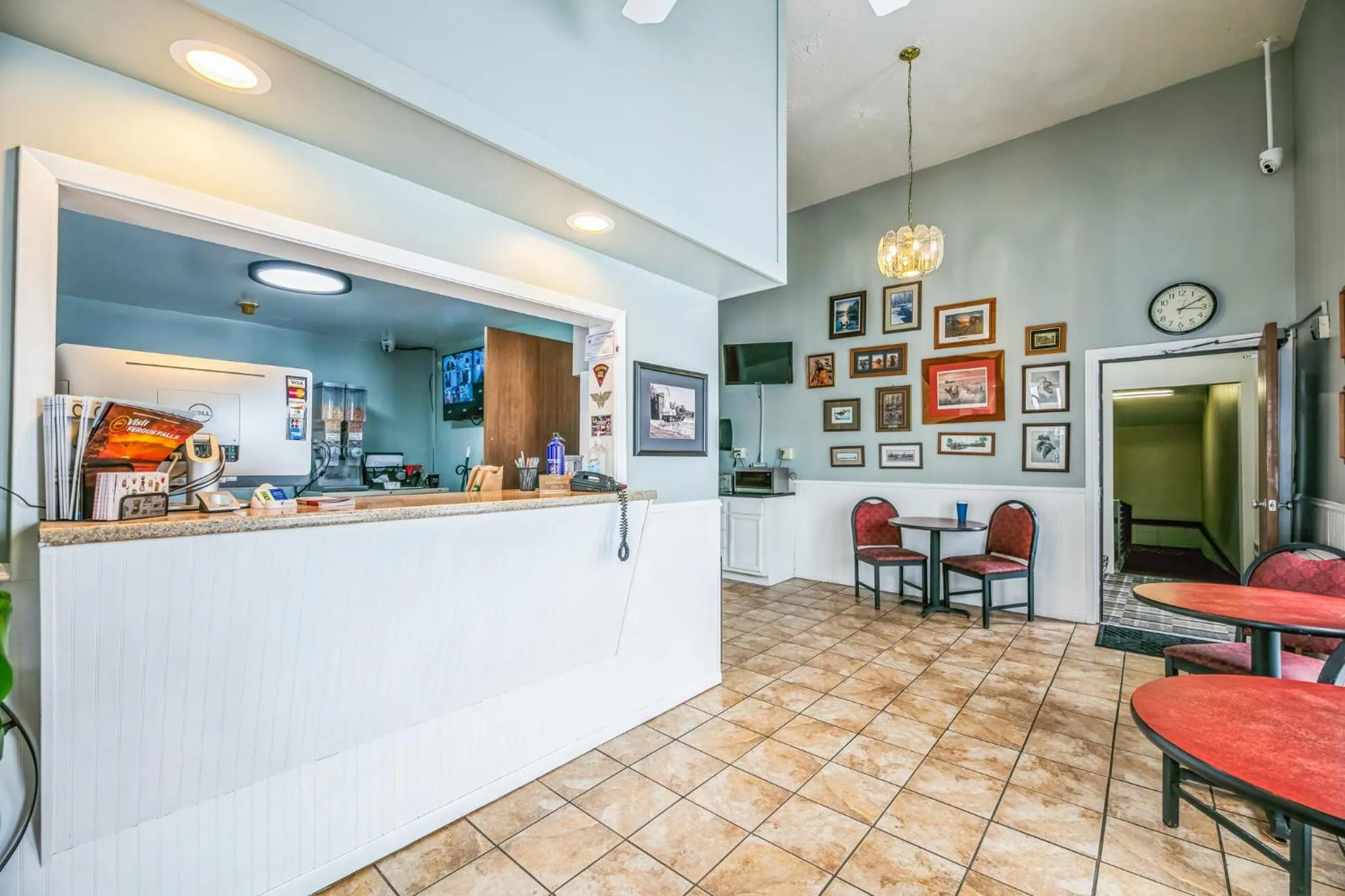 Lobby or reception in Hotel 8