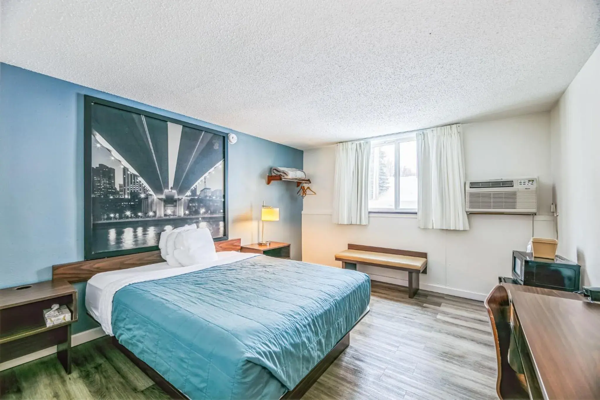 Bed in Hotel 8 Bed in Hotel 8