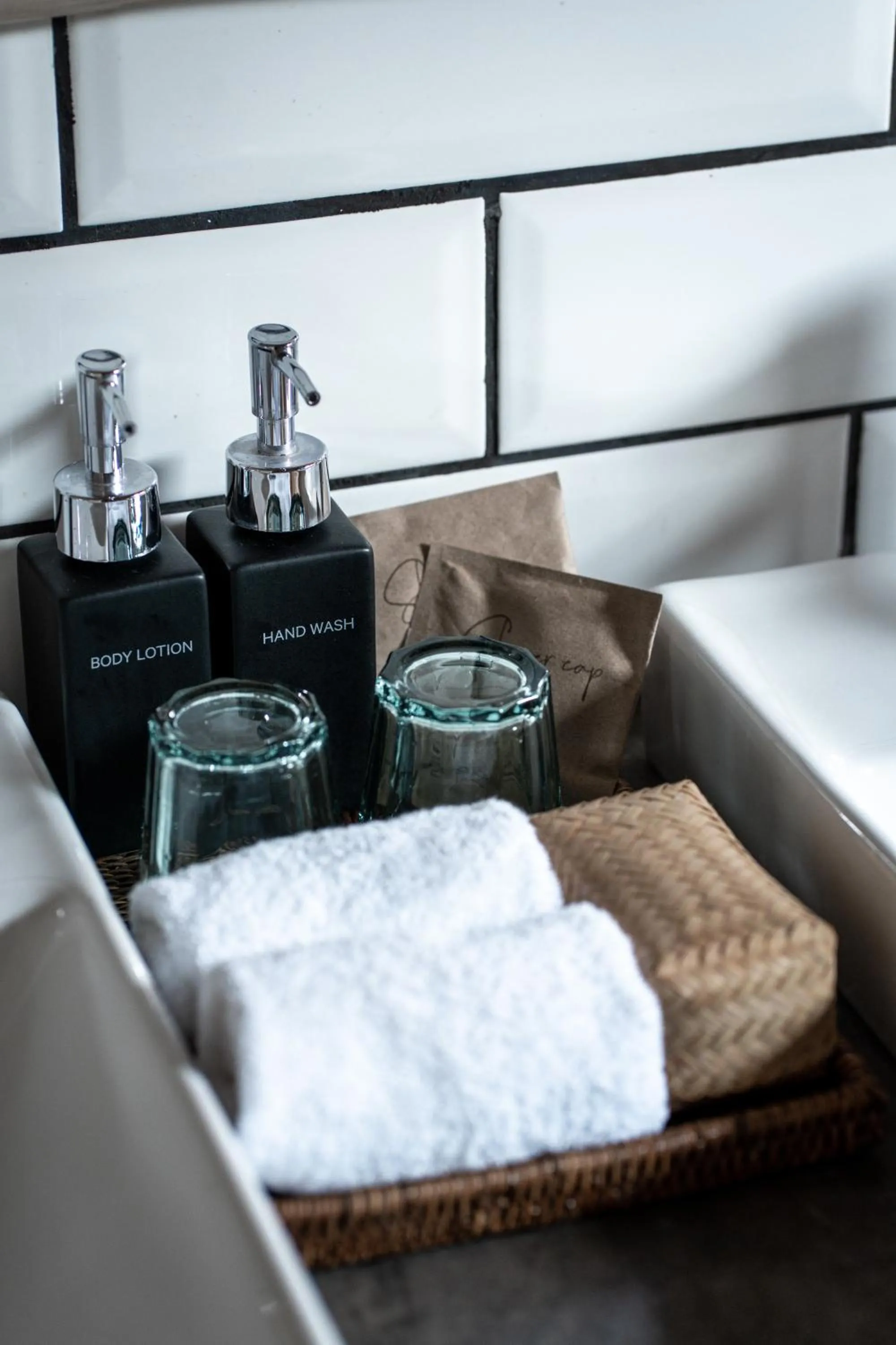 Bathroom, Bed in Chic stay HANA Boutique hotel xxxx Possible noise from the construction next to our property