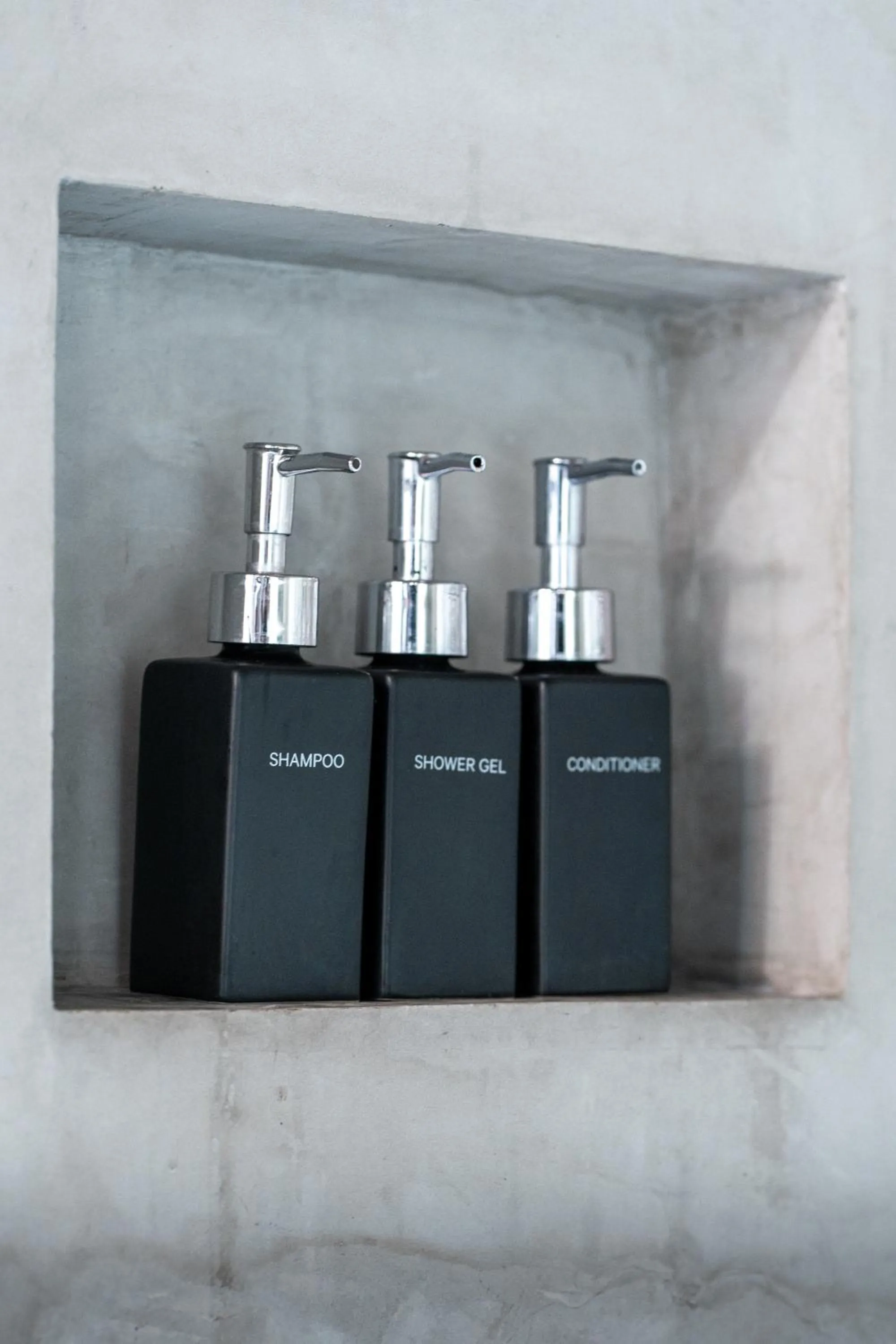 Shower in Chic stay HANA Boutique hotel xxxx Possible noise from the construction next to our property