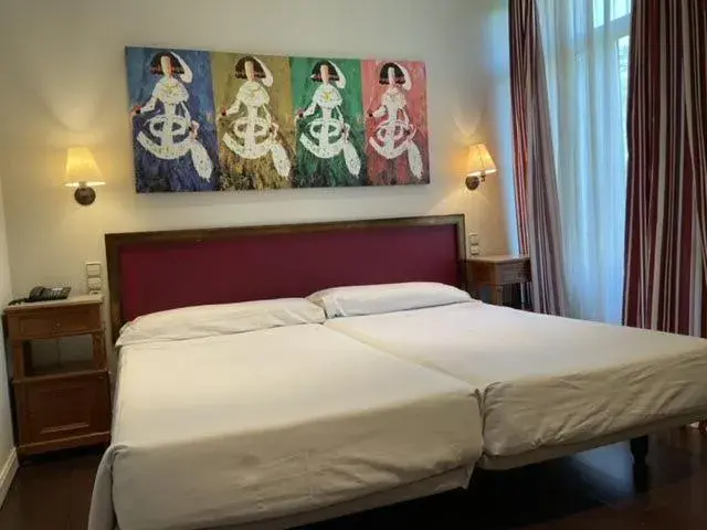 Double Room in Balneario de Cestona Double Room in Balneario de Cestona