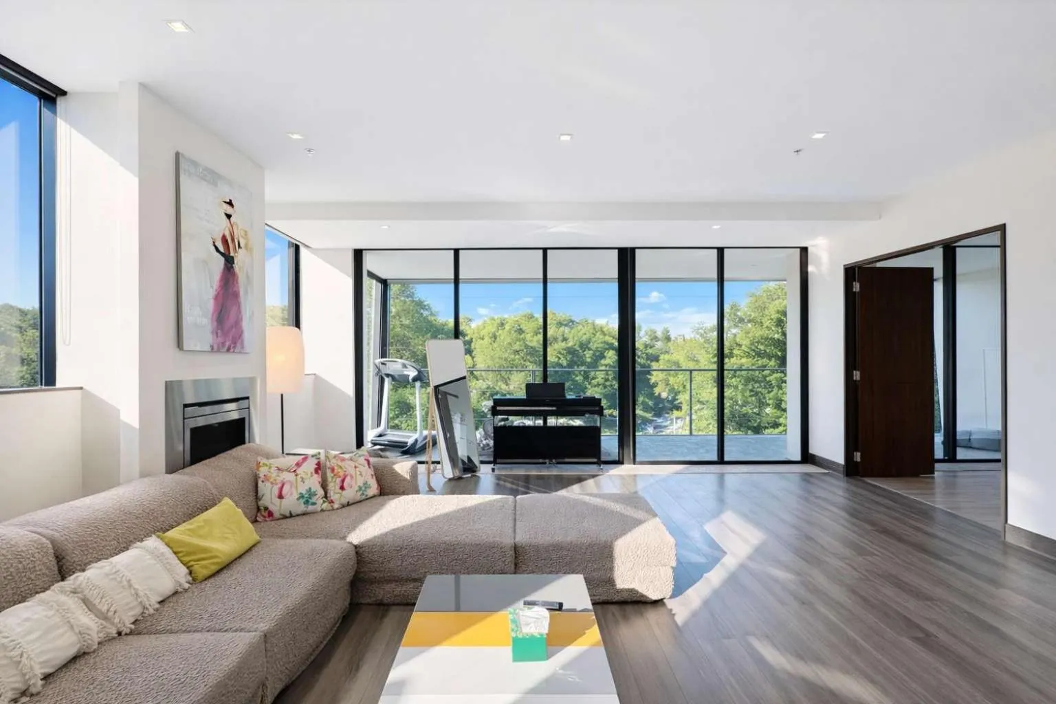 Grand St Kilda 2-story Sub-Penthouse