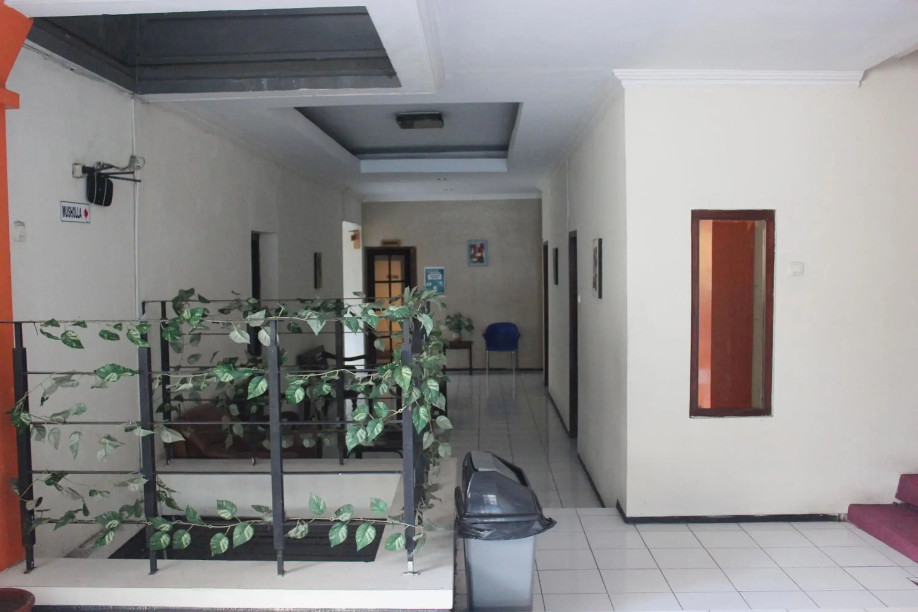 Area and facilities in OYO 206 Hotel Candra Kirana