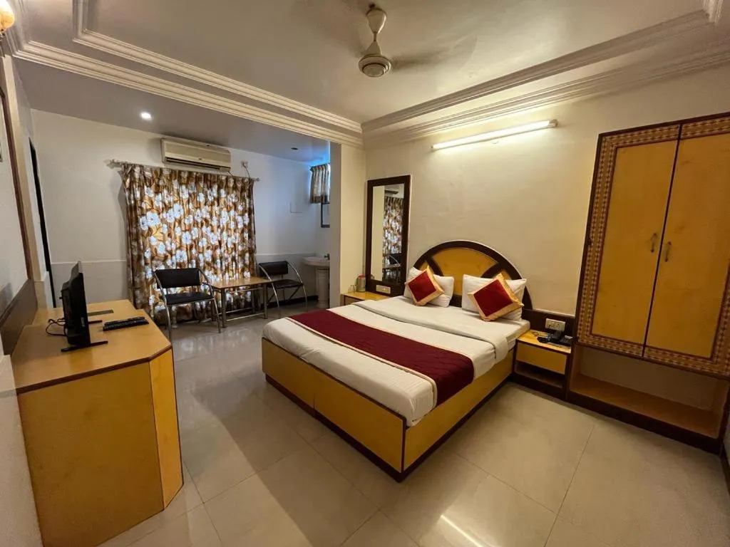Bed in Ganga Sagar Hotel