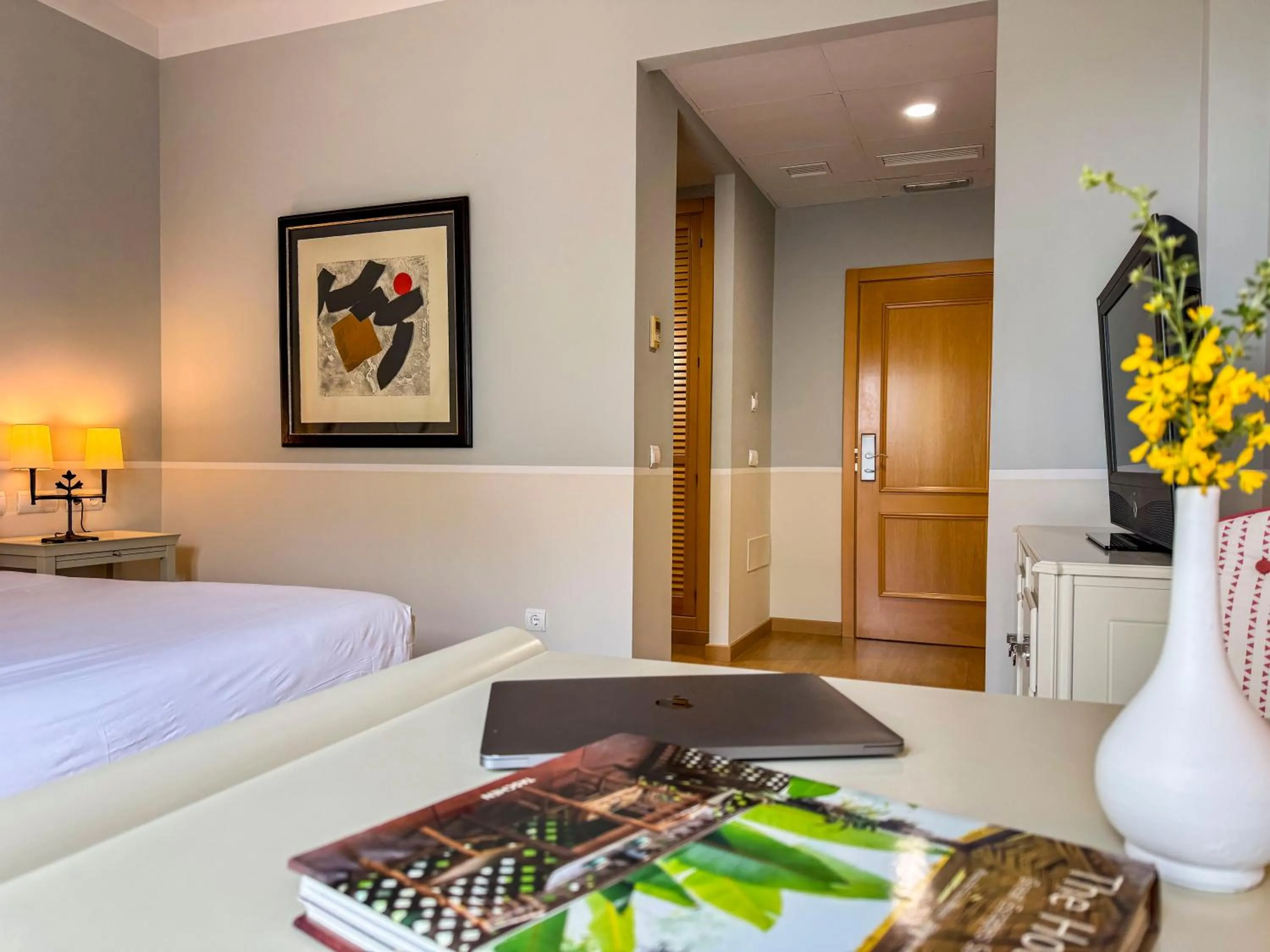 Photo of the whole room in Hacienda El Alcornocal