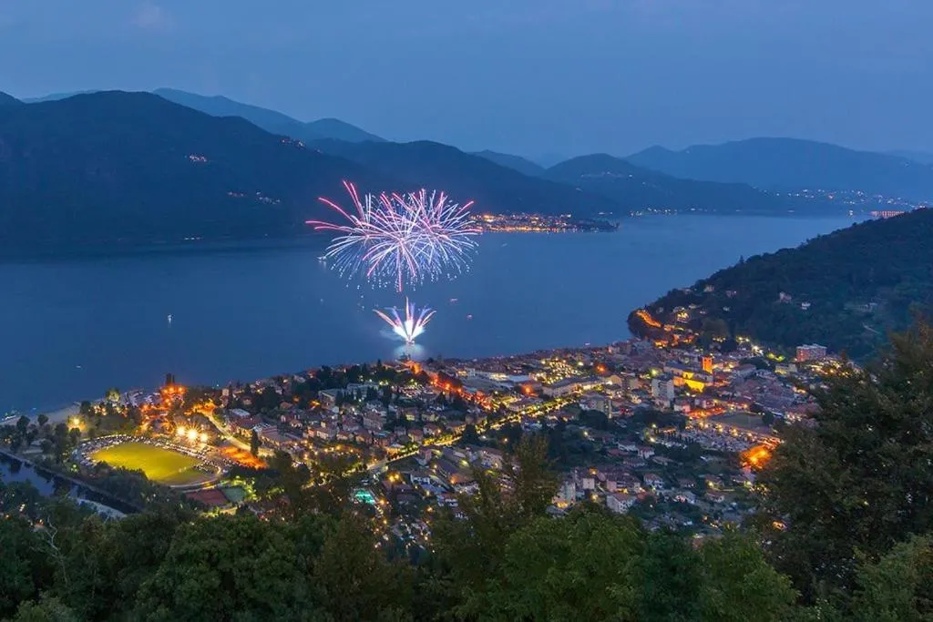 Natural landscape in Spiaggia Amore - Appartamenti Vacanza Vista Lago - Luxury Apartments