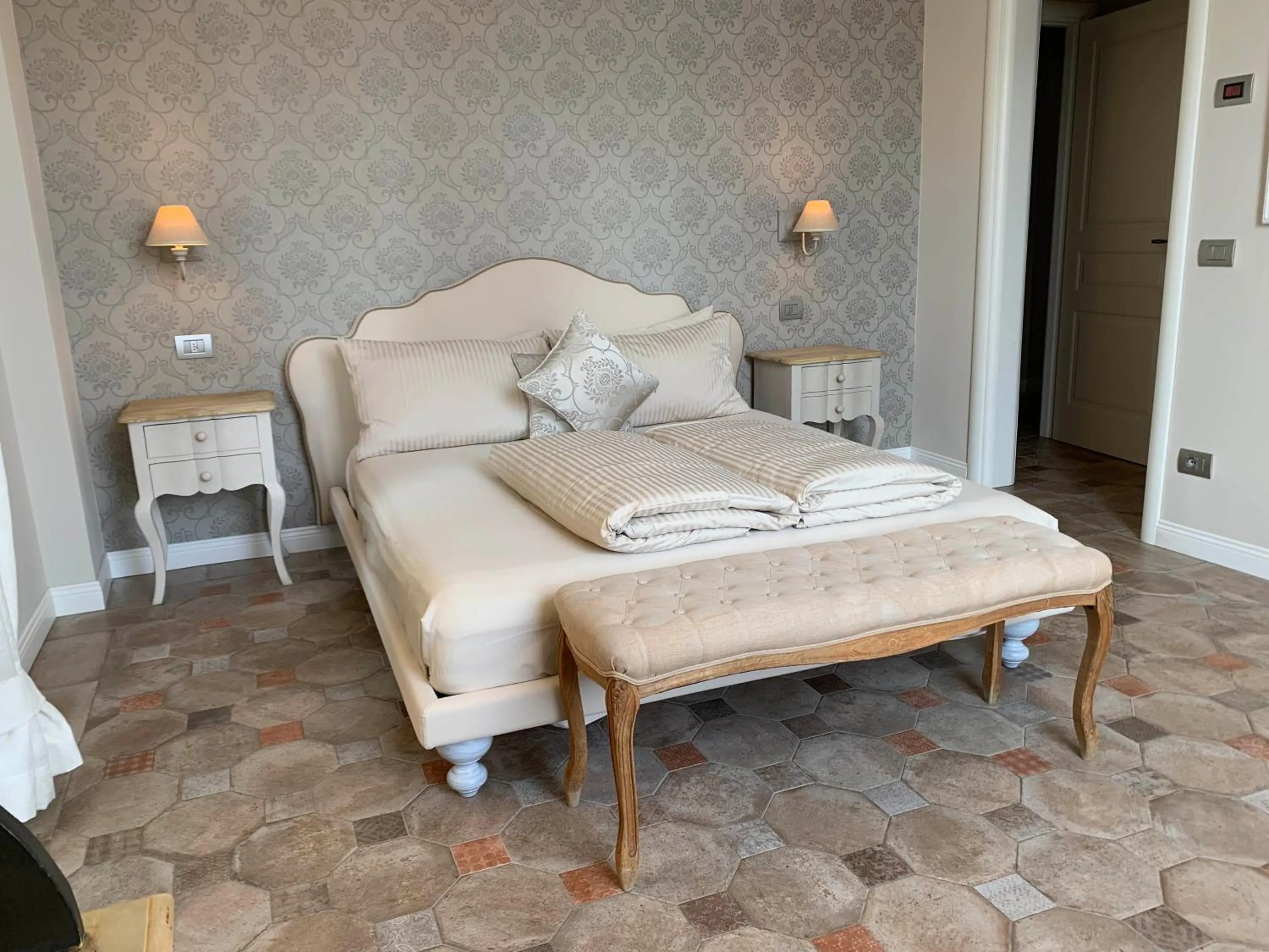 Bedroom, Bed in Spiaggia Amore - Appartamenti Vacanza Vista Lago - Luxury Apartments
