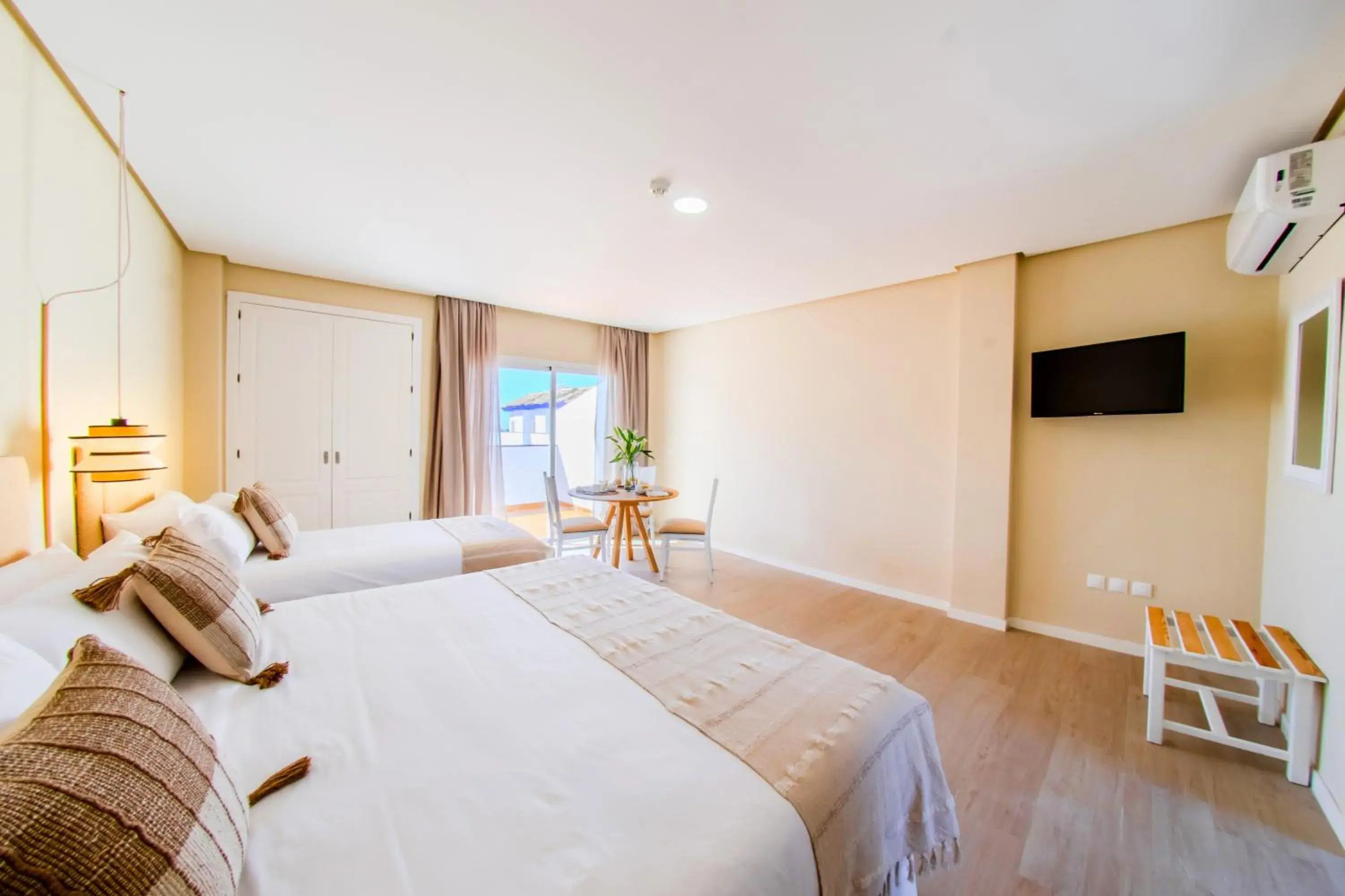 Standard Triple Studio in Vista de Rey Standard Triple Studio in Vista de Rey