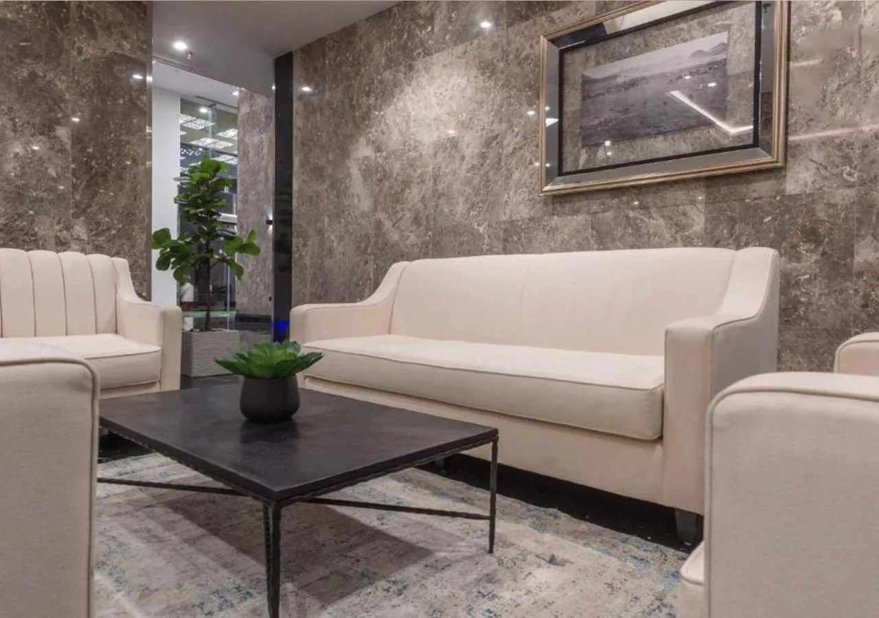 Lobby or reception in Manazel Al Zaireen Hotel