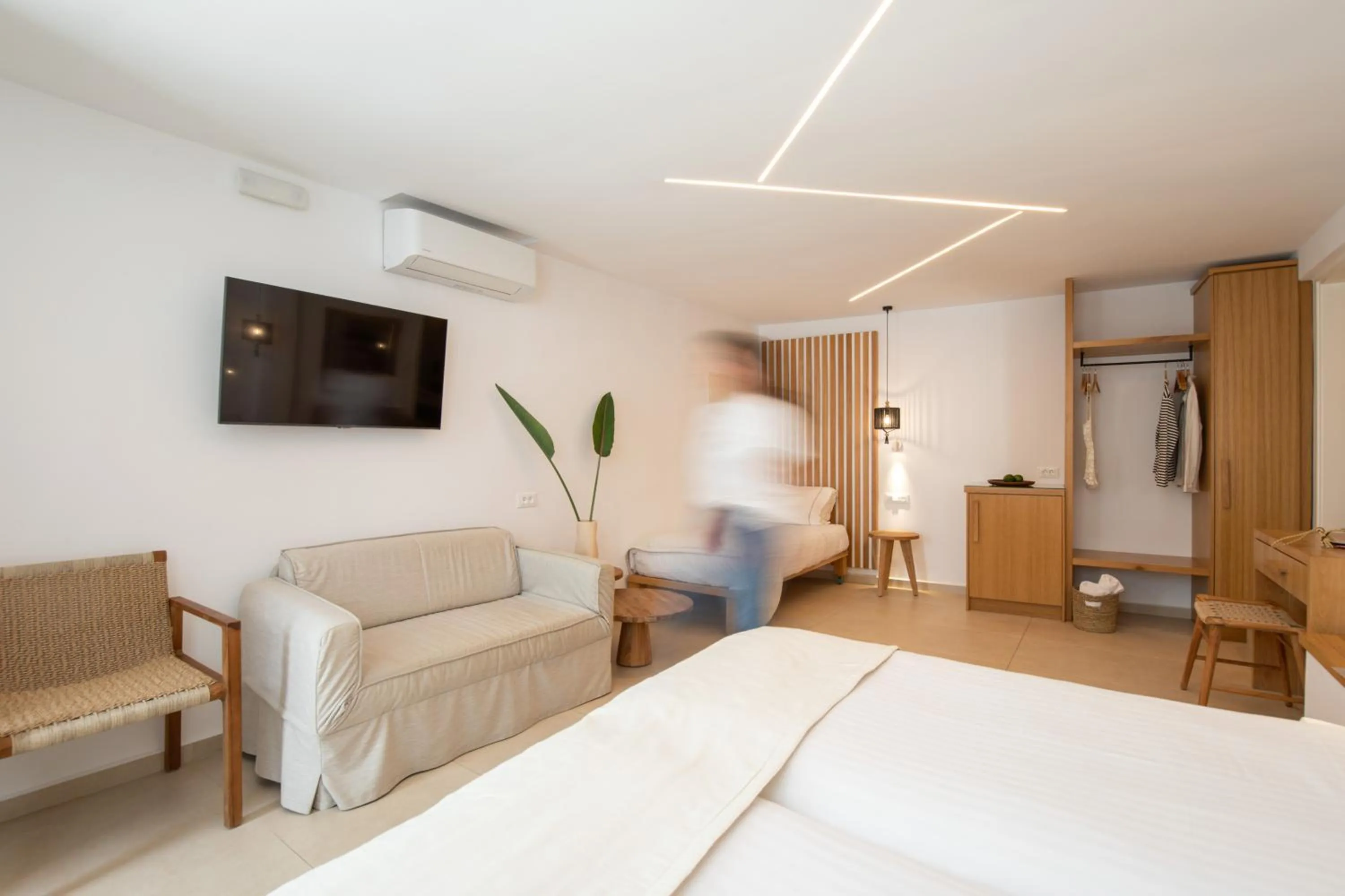 Bed in Damianos Mykonos Hotel