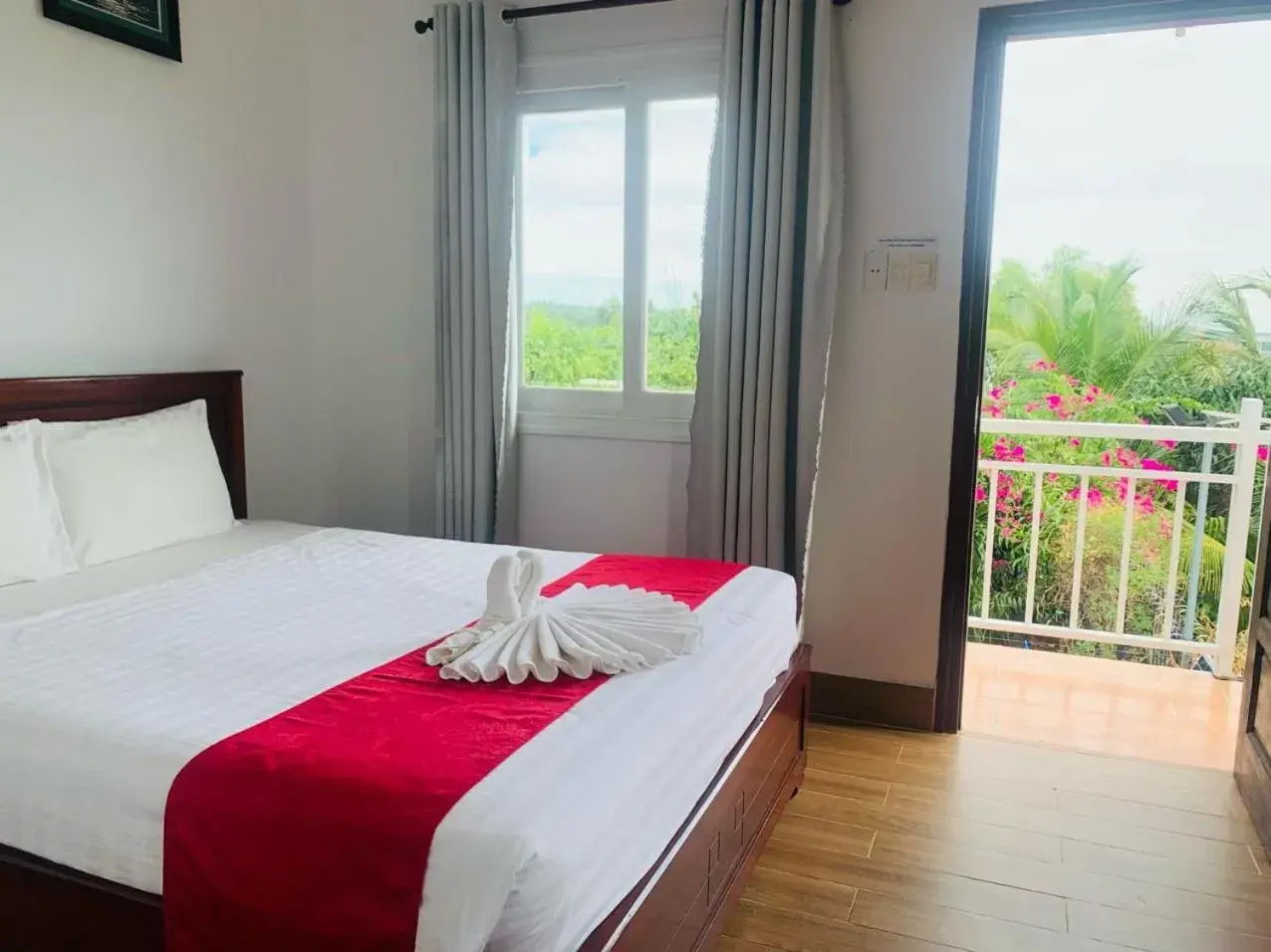 View (from property/room), Bed in An Vinh Analog House - LE BONHEUR View (from property/room), Bed in An Vinh Analog House - LE BONHEUR