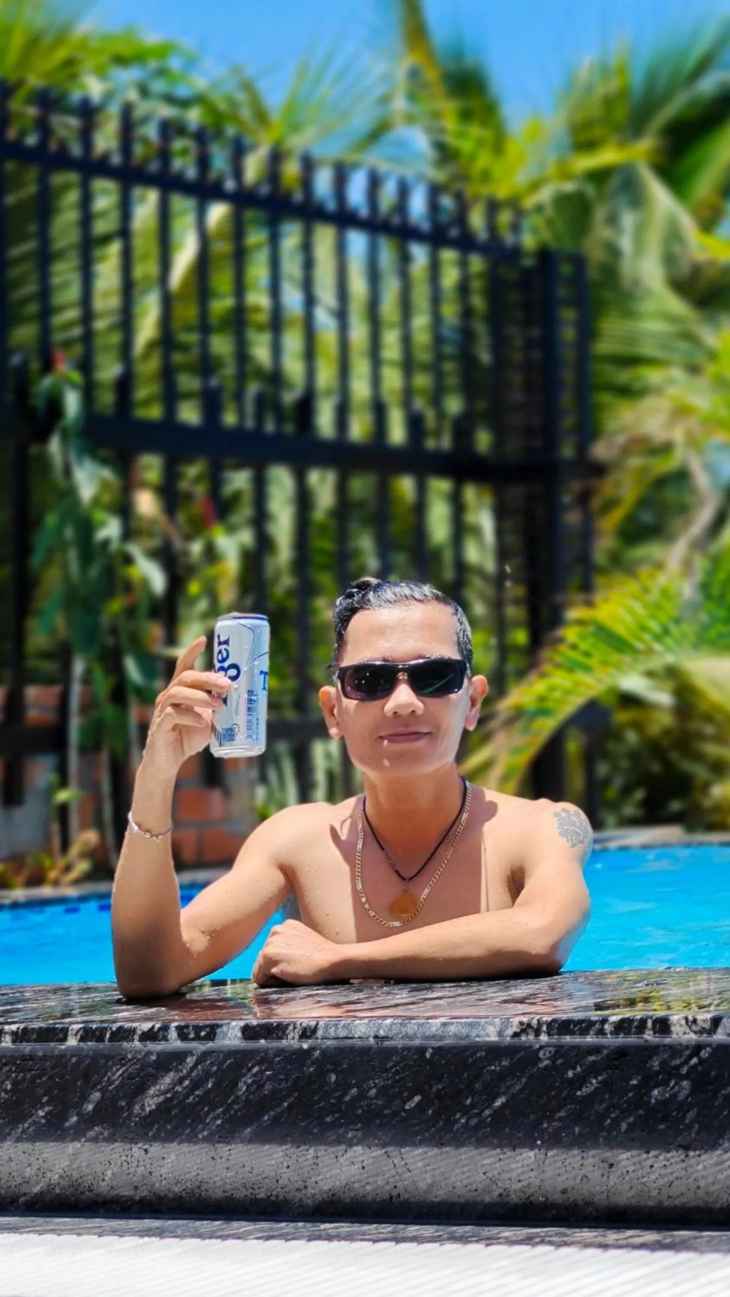 Swimming pool in An Vinh Analog House - LE BONHEUR