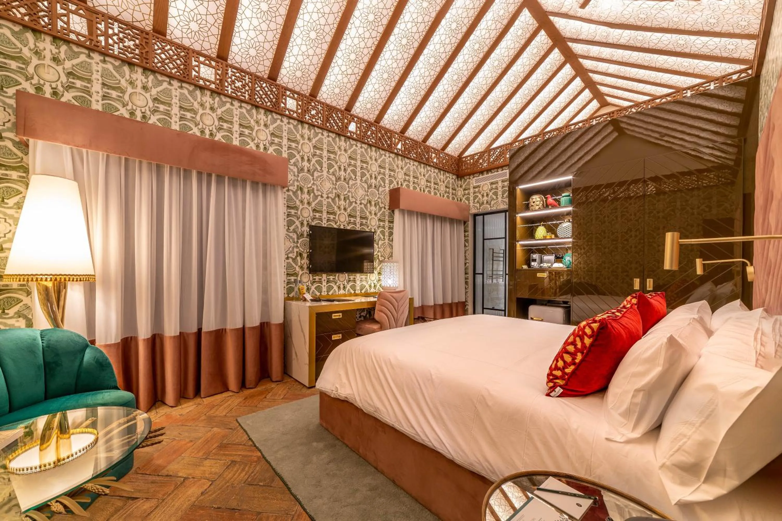 Photo of the whole room, Bed in Hotel Claude Marbella