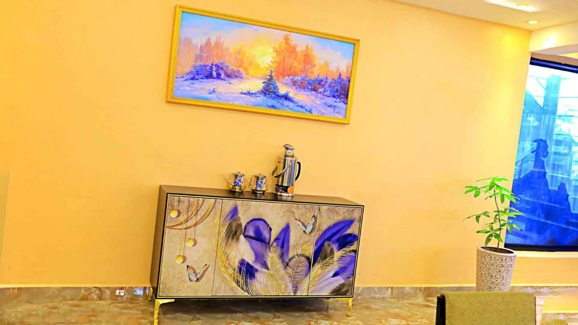 Restaurant/places to eat in Meilin International Hotel