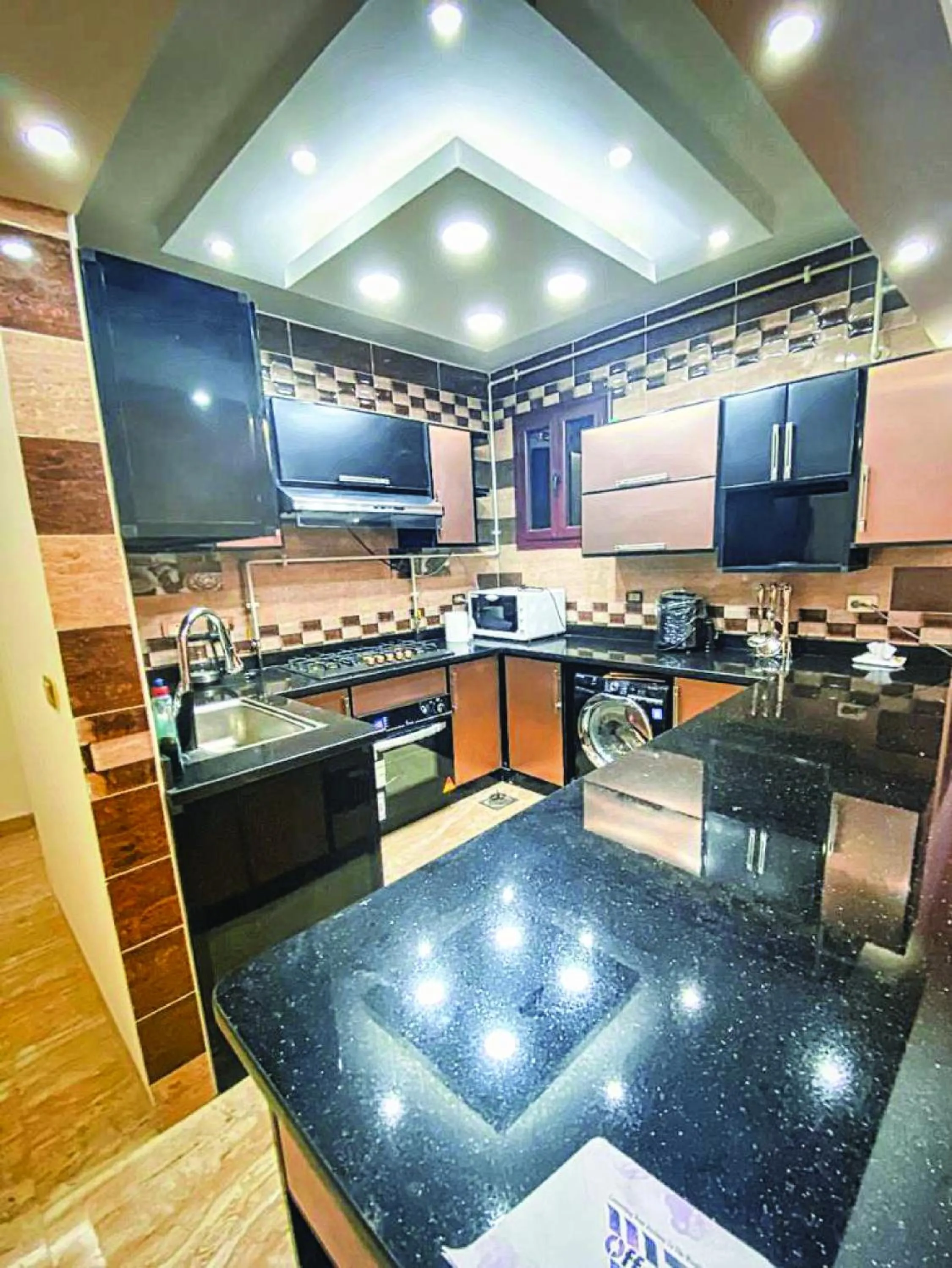 Pyramids Cleopatra Luxurious