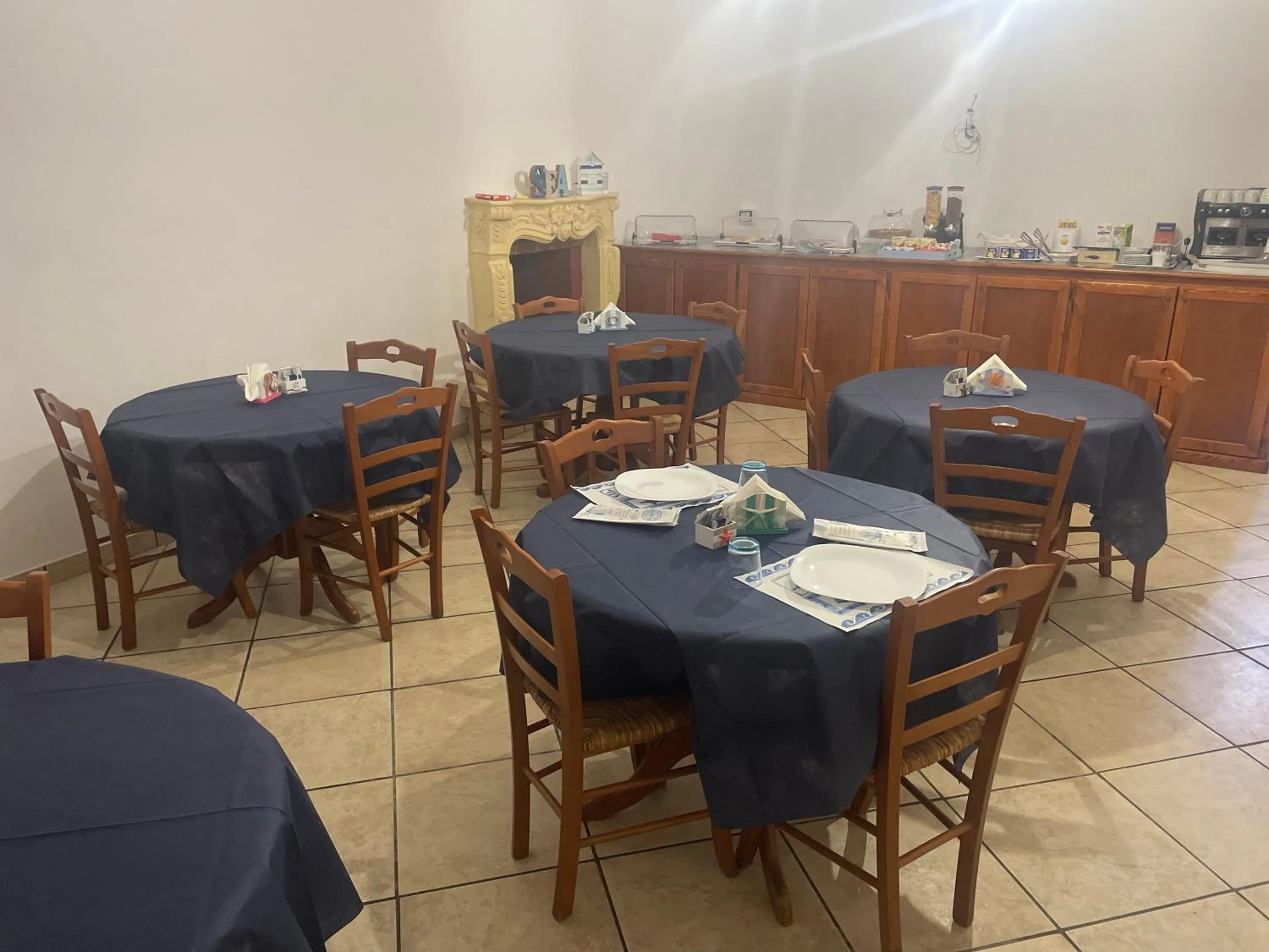 Breakfast, Restaurant/Places to Eat in Bed and breakfast KALE '