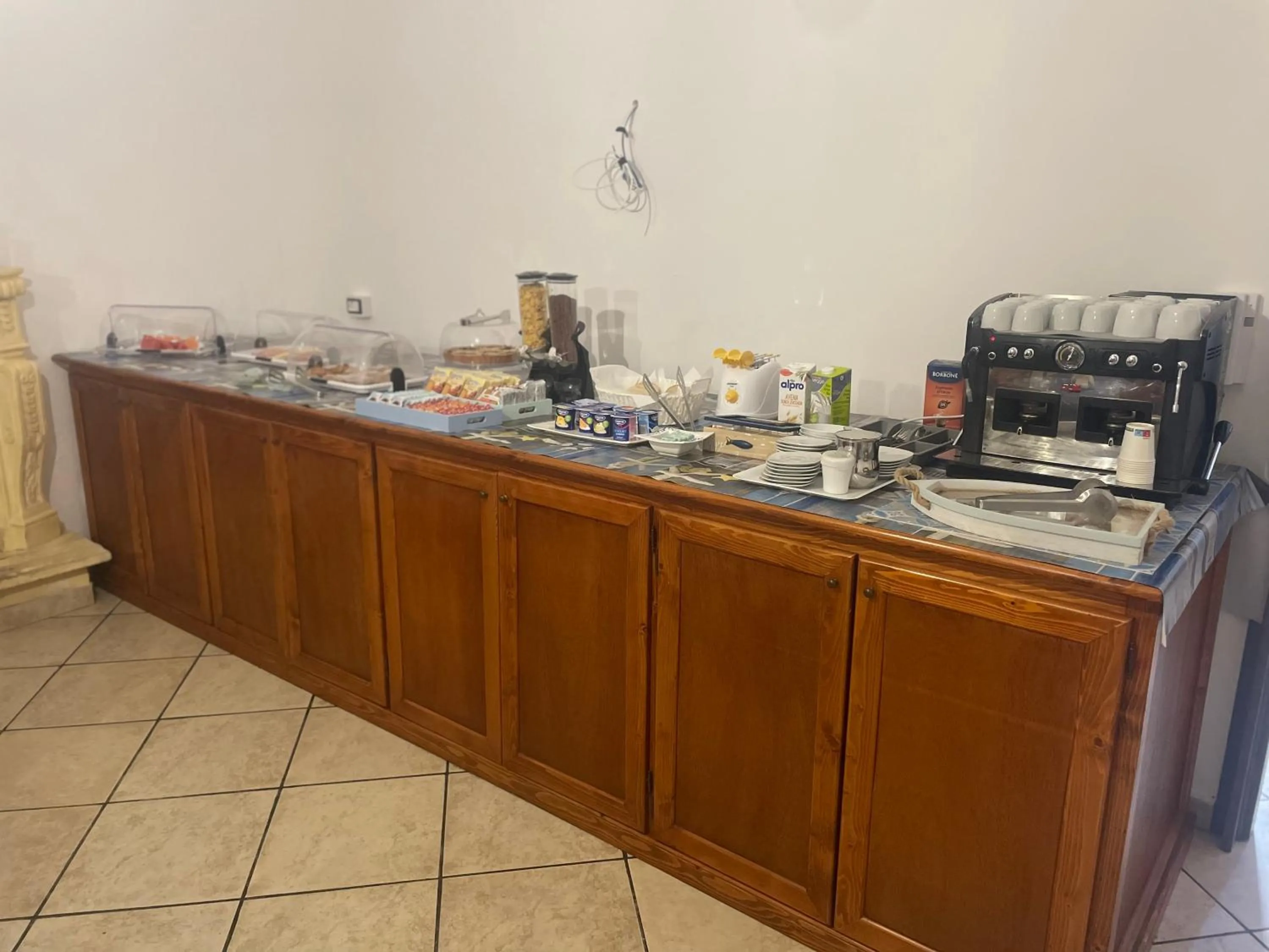 Food and drinks, Restaurant/Places to Eat in Bed and breakfast KALE '