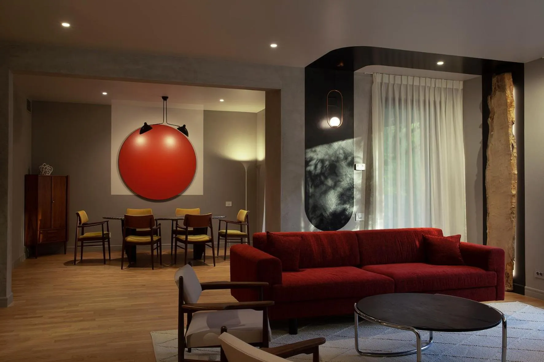 Living room in Room 12