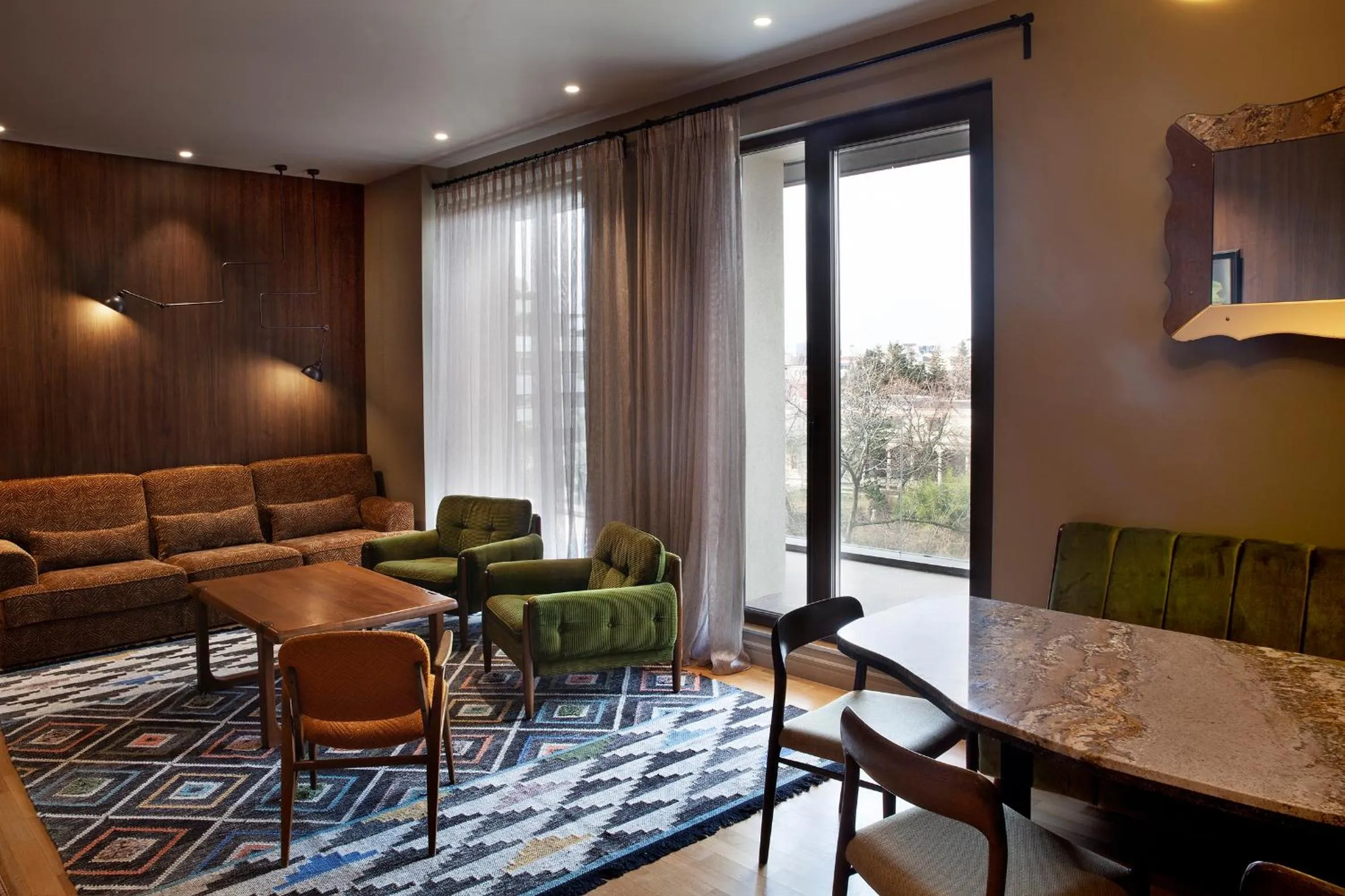 Living room in Room 12