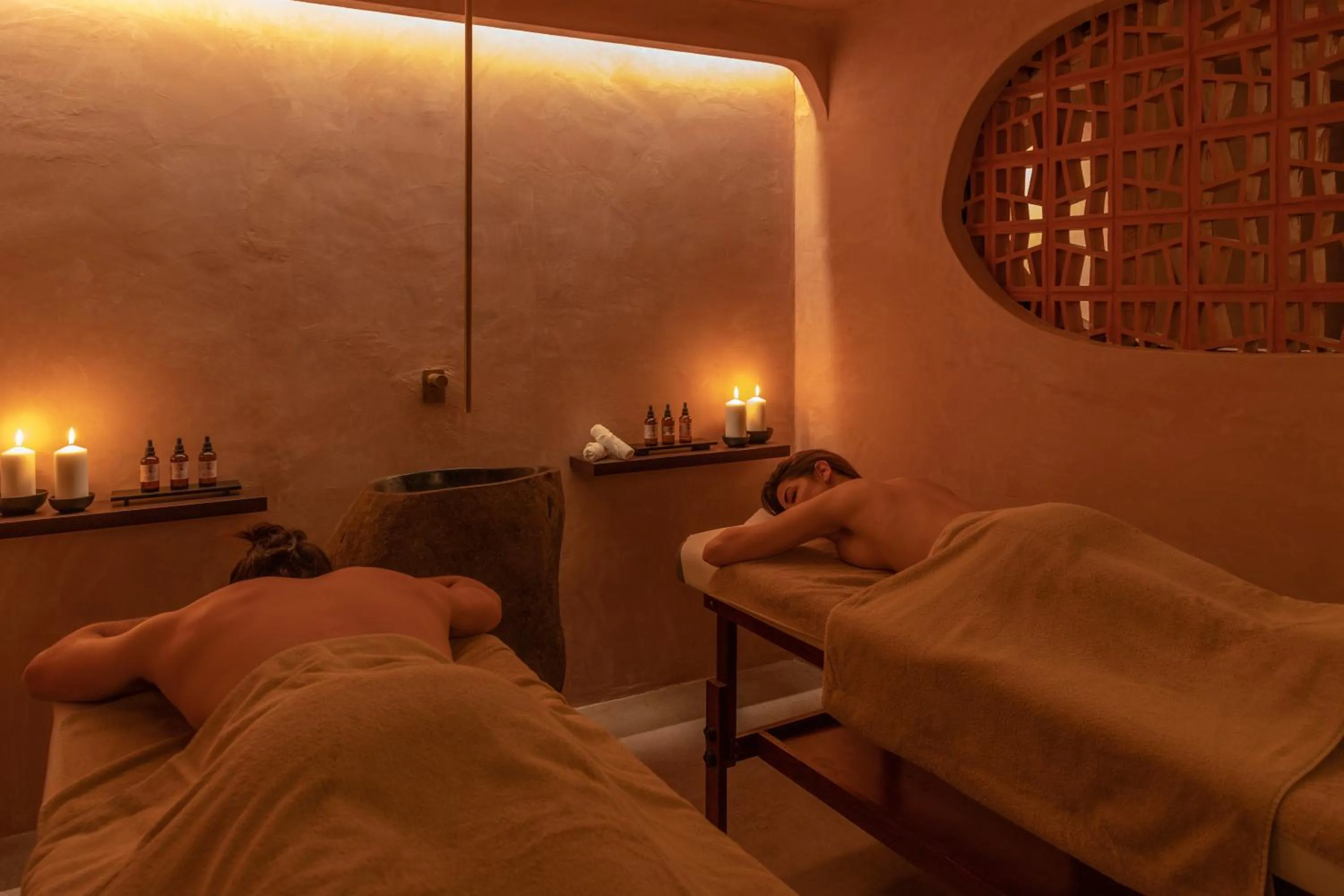 Massage in Albatros Spa & Resort Hotel