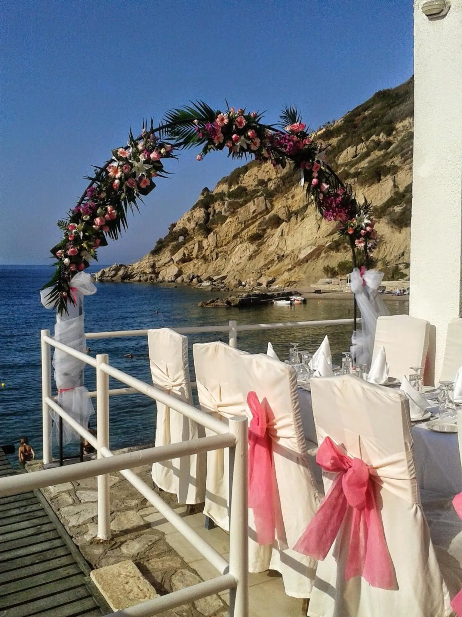 Restaurant/places to eat in Istron Bay Hotel