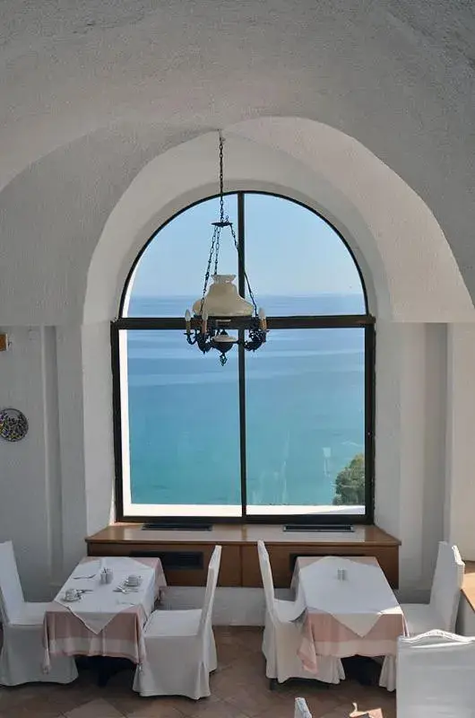 Restaurant/places to eat in Istron Bay Hotel Restaurant/places to eat in Istron Bay Hotel