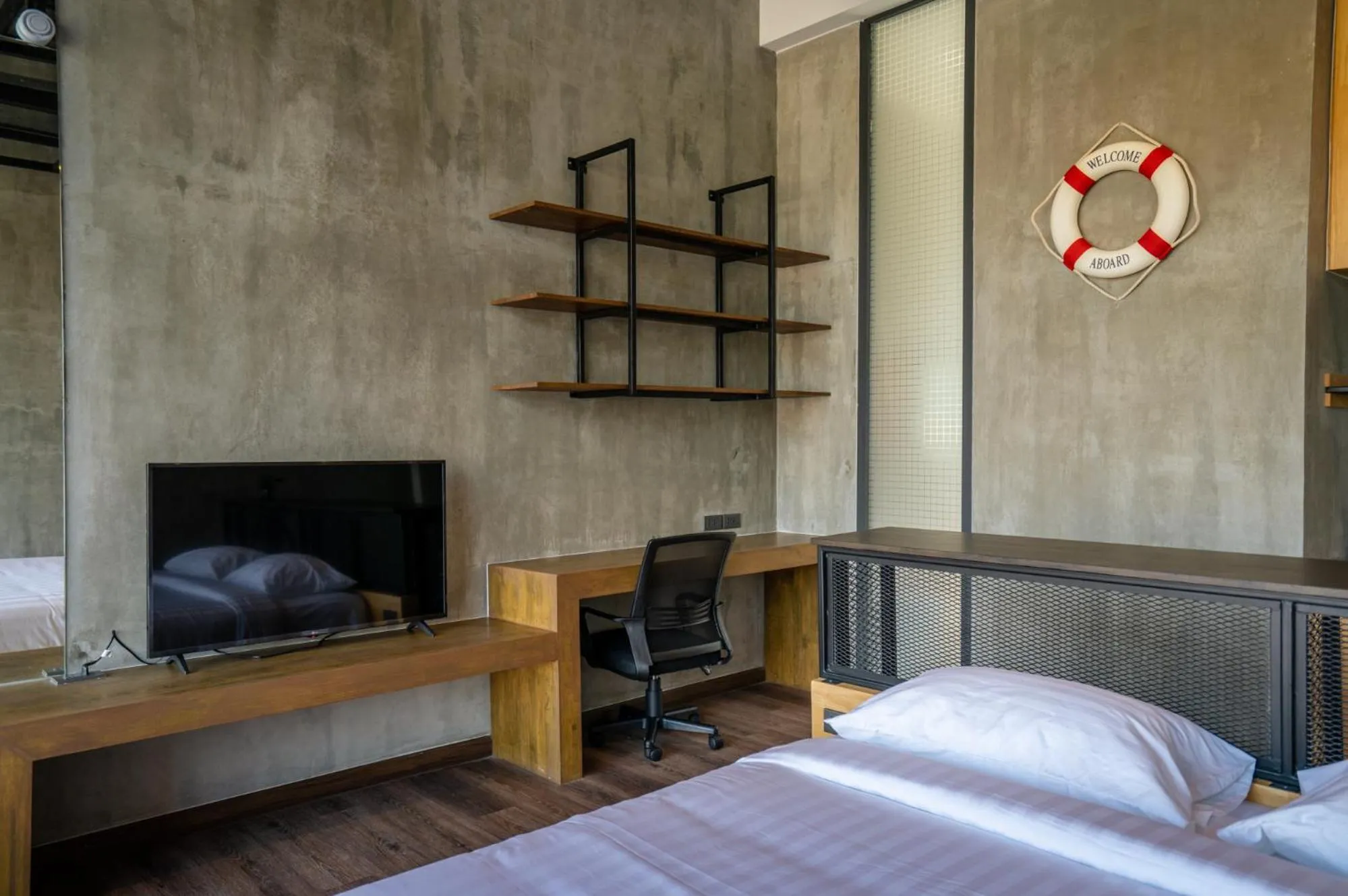 TV and multimedia, Bed in The Bloc @ Sea