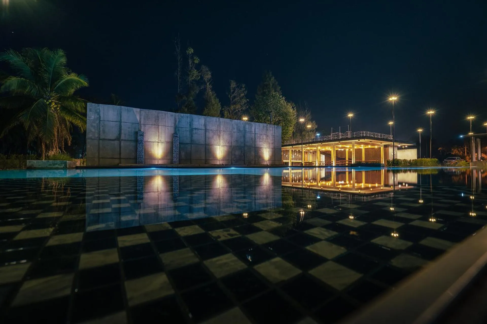 Swimming pool in The Bloc @ Sea