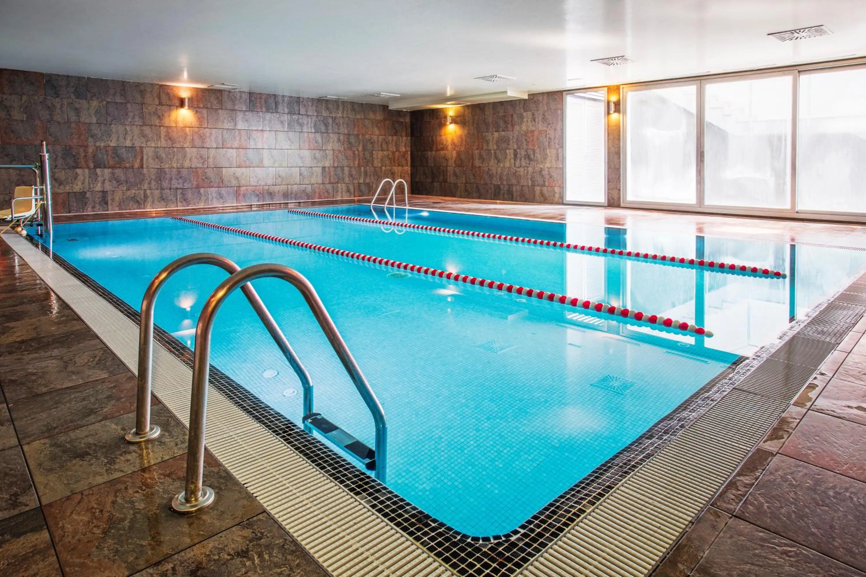 Swimming pool in AZZ Valencia Táctica Hotel