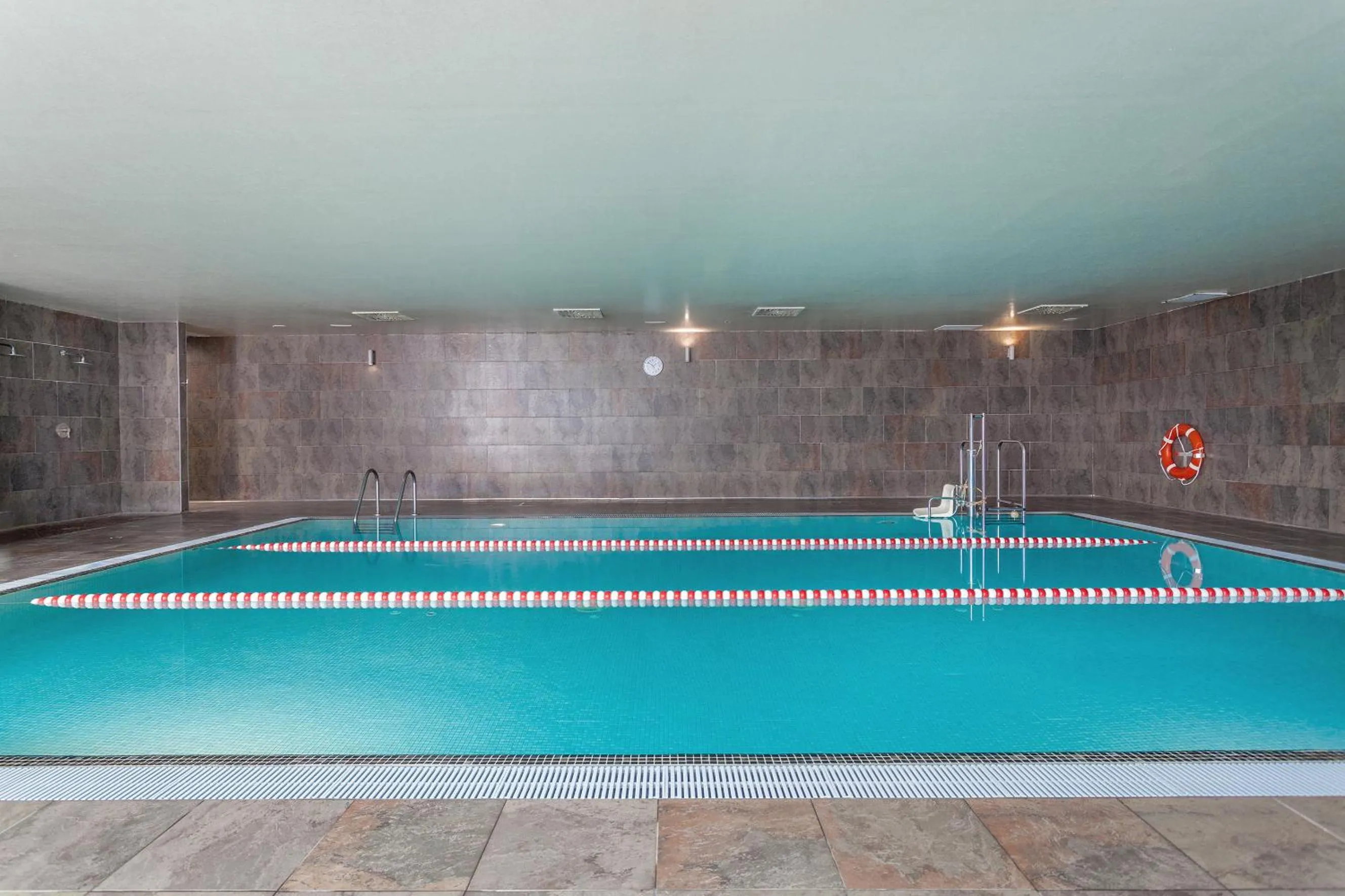 Swimming pool in AZZ Valencia Táctica Hotel