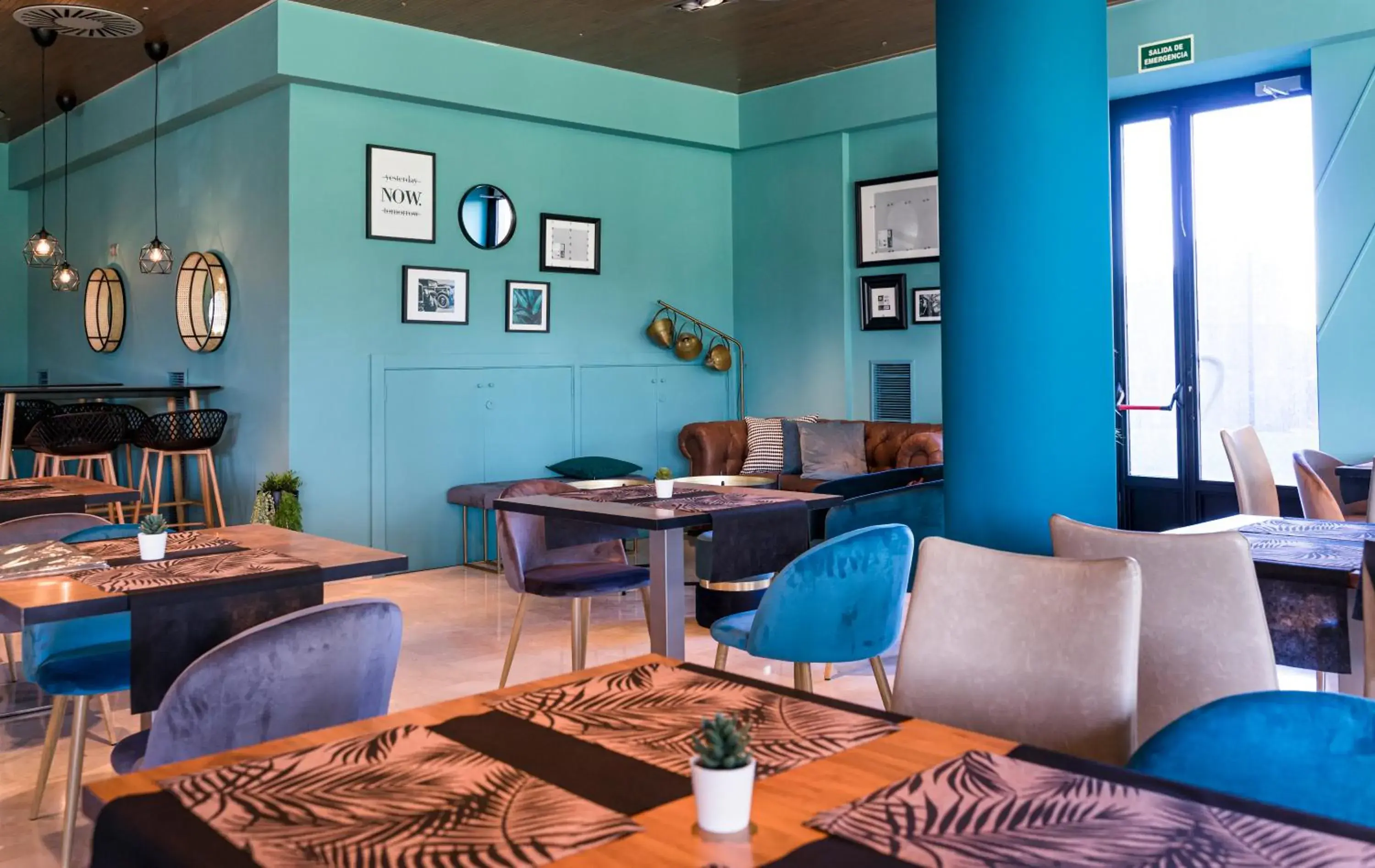 Restaurant/places to eat in AZZ Valencia Táctica Hotel Restaurant/places to eat in AZZ Valencia Táctica Hotel