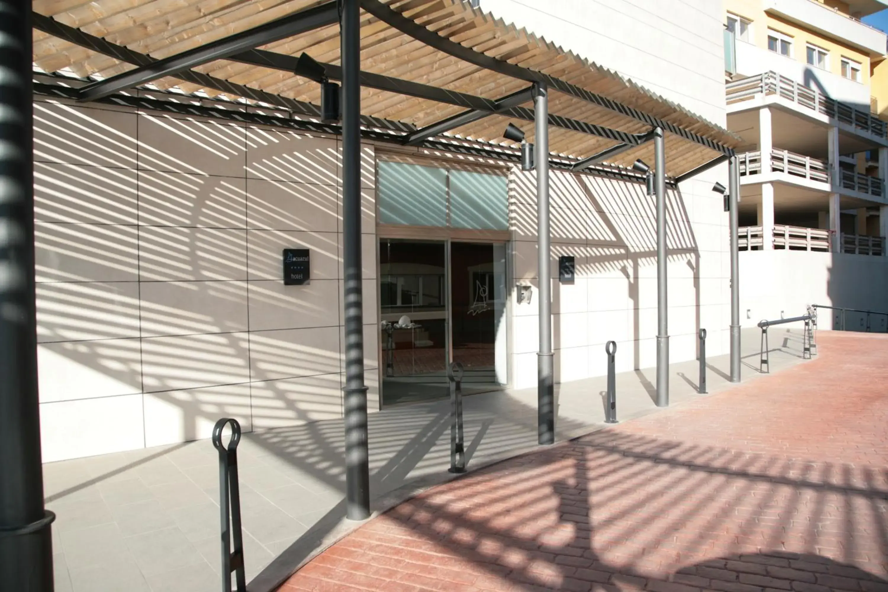 Facade/entrance in Hotel Acuazul Facade/entrance in Hotel Acuazul